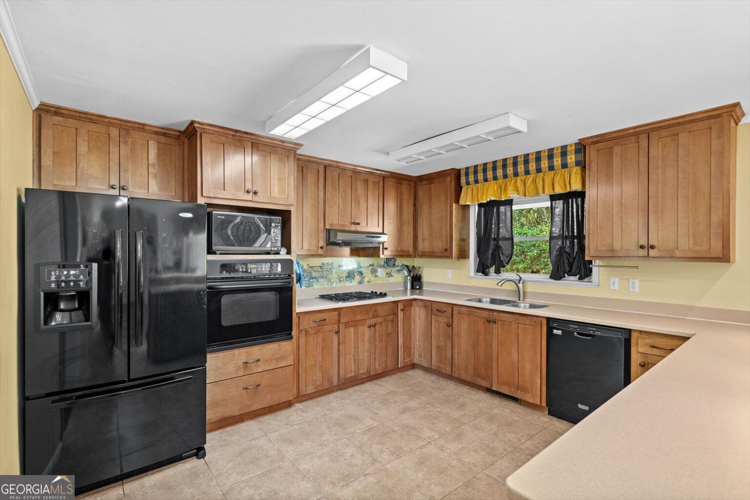 1410 Sherwood Drive Property Photo 12