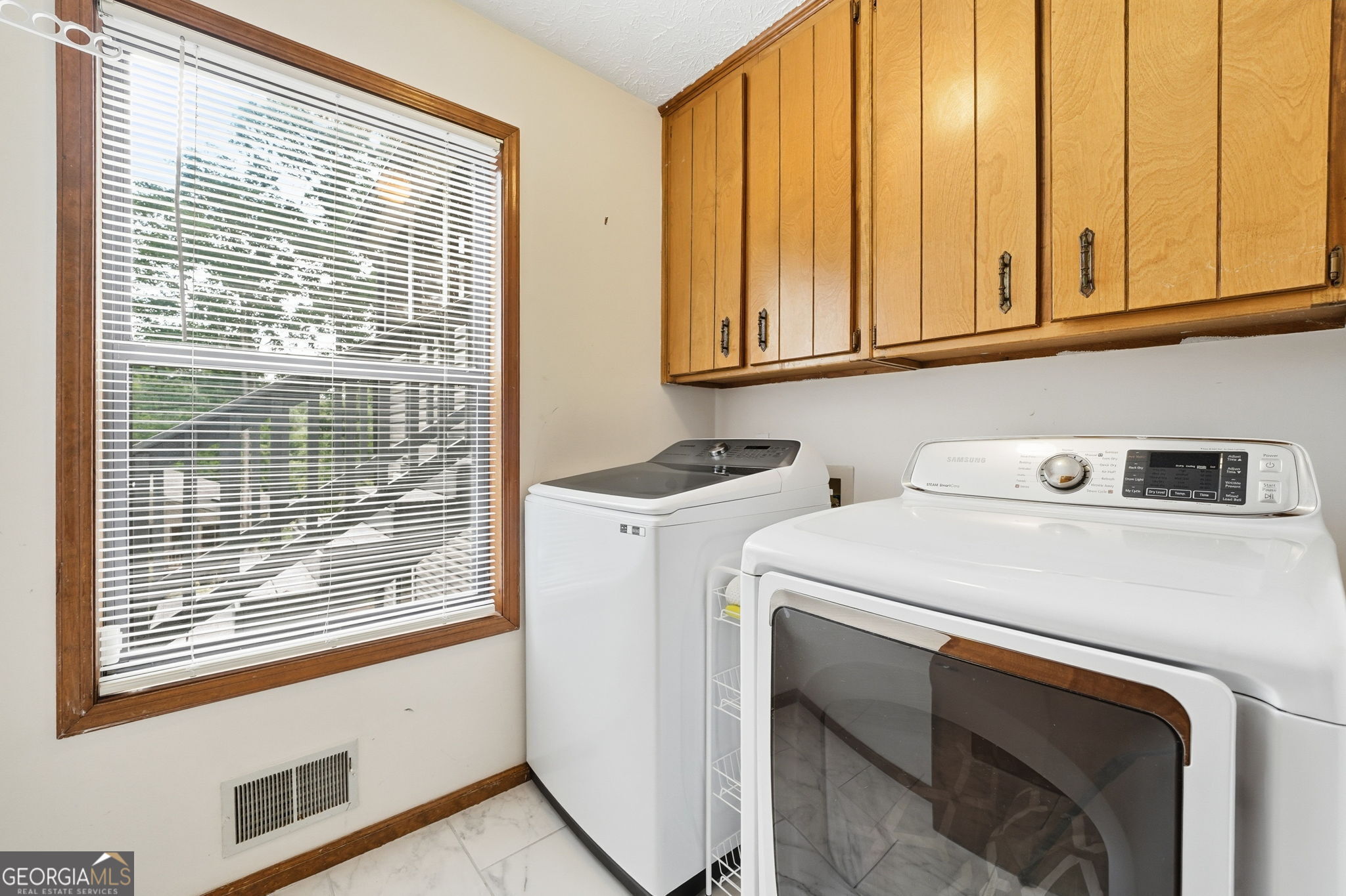 2184 Deep Woods Way Property Photo 29