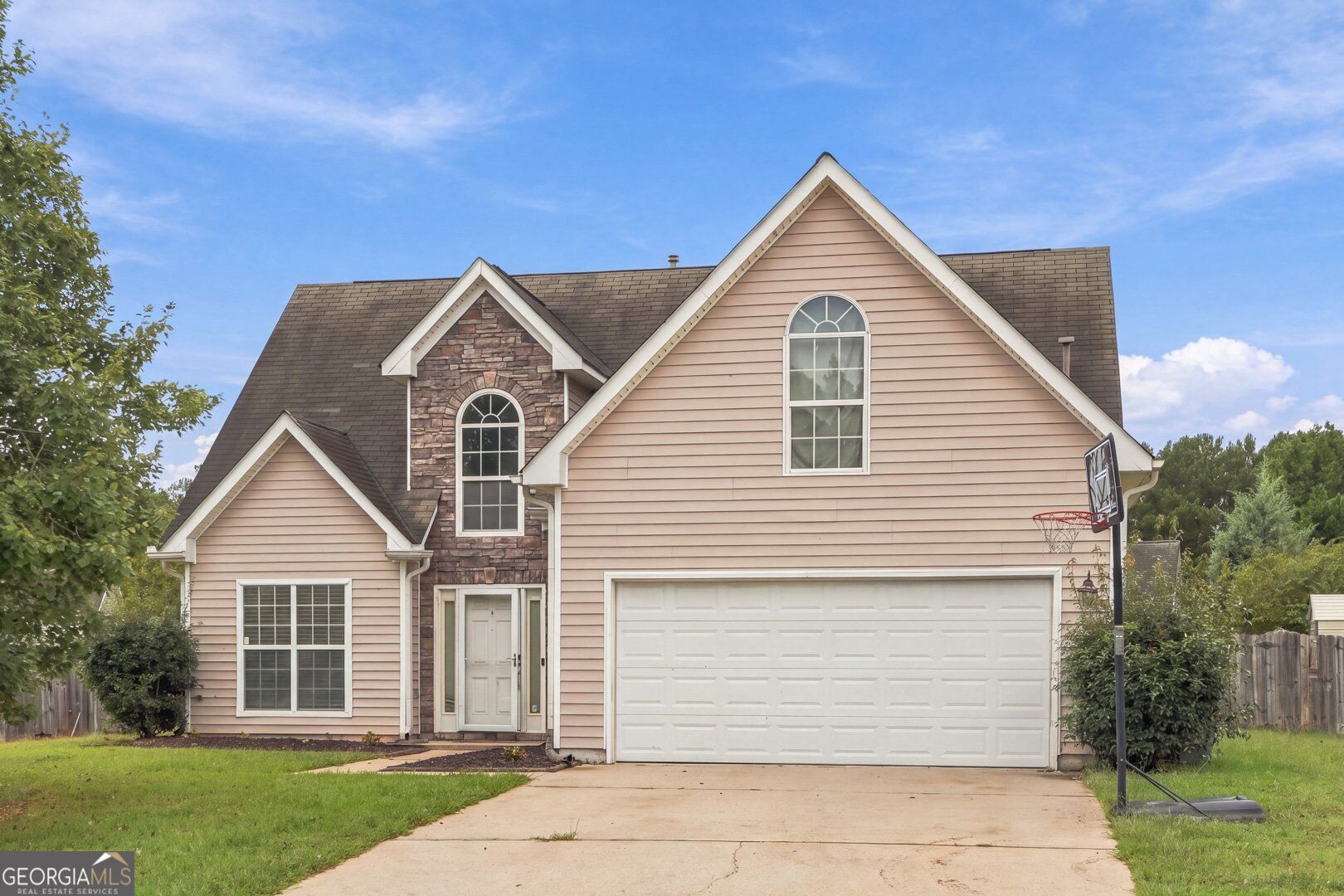 45 Ridge Pointe Drive Property Photo 2