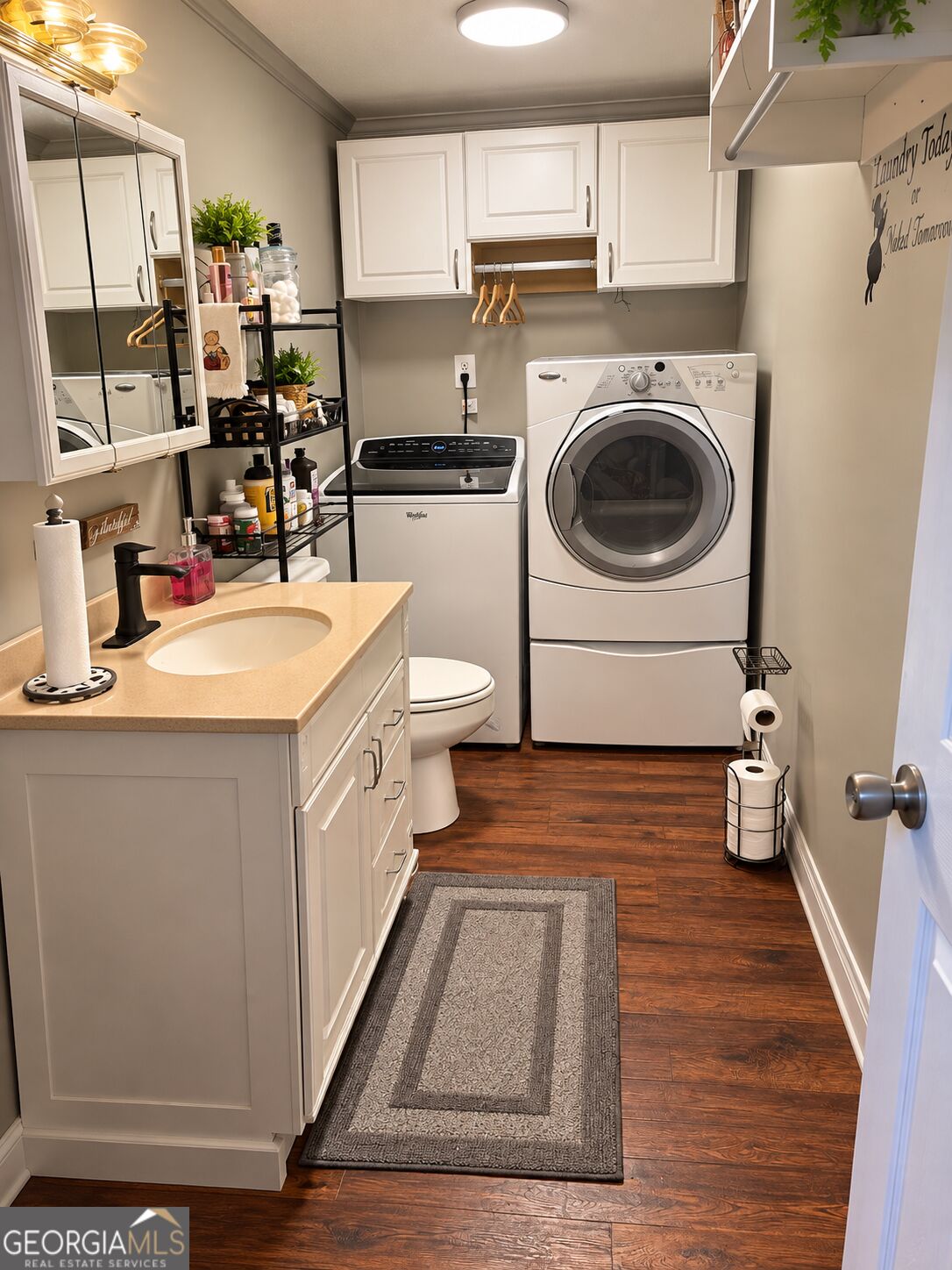 184 Pine Street Property Photo 7