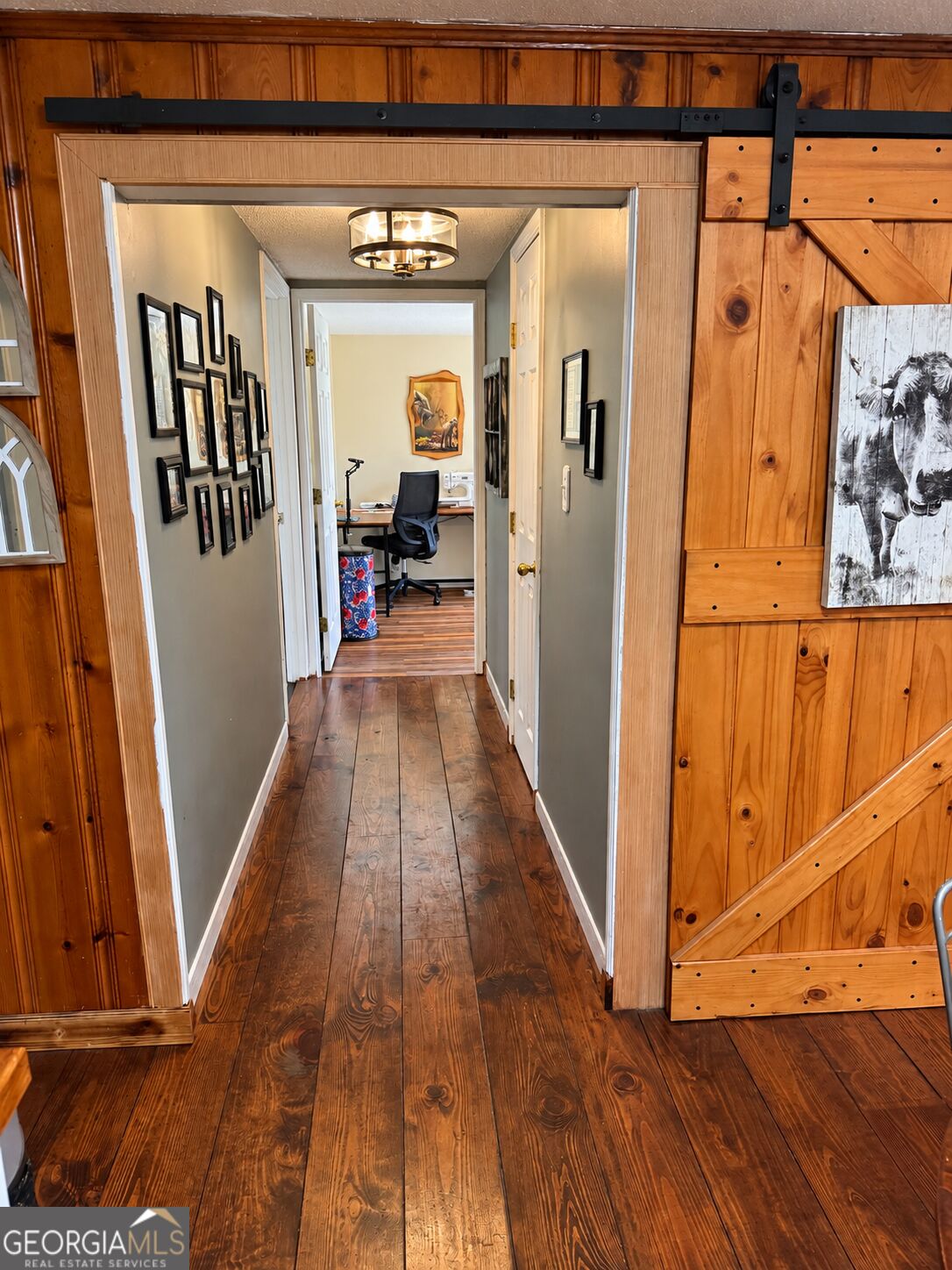 184 Pine Street Property Photo 9