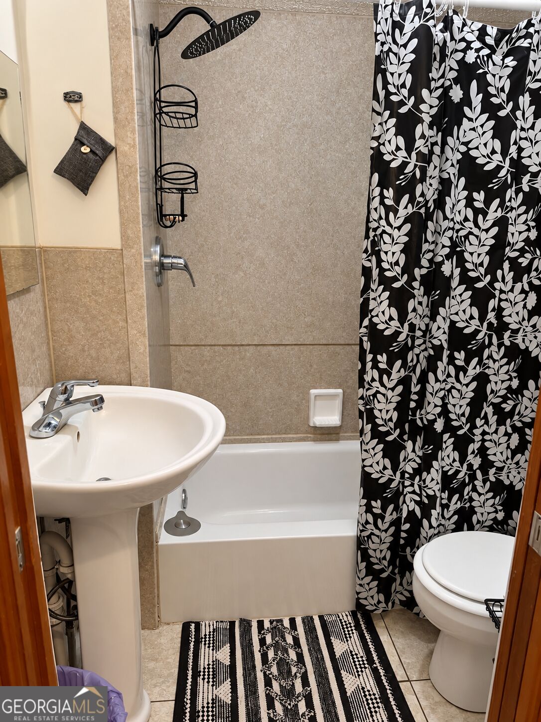 184 Pine Street Property Photo 15