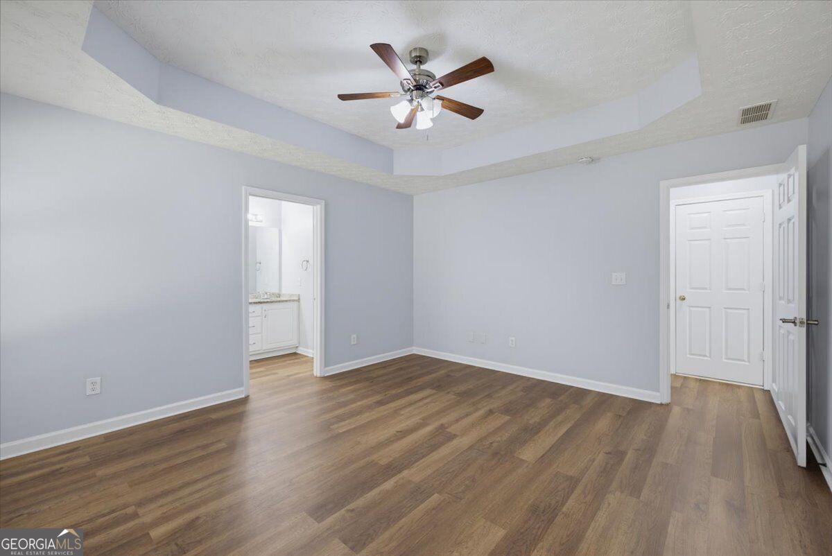 2625 Hidden Creek Drive Property Photo 16