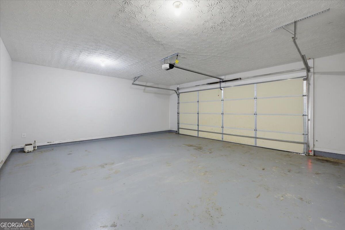 2625 Hidden Creek Drive Property Photo 35