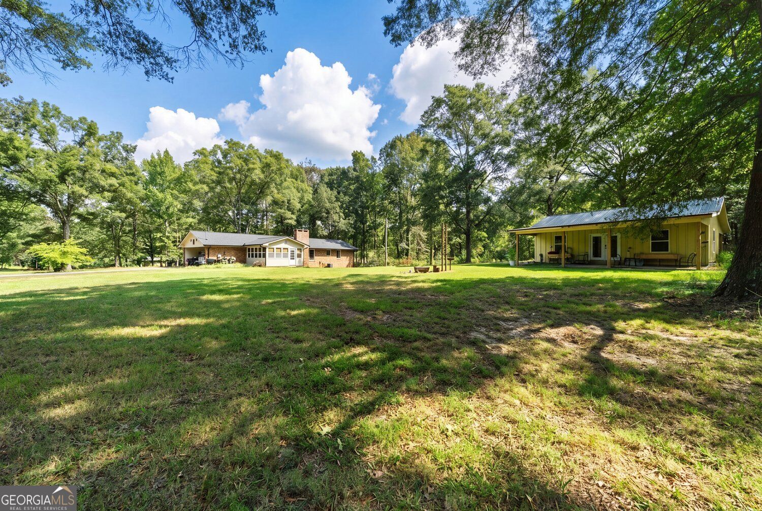 18 David Road Nw Property Photo 23