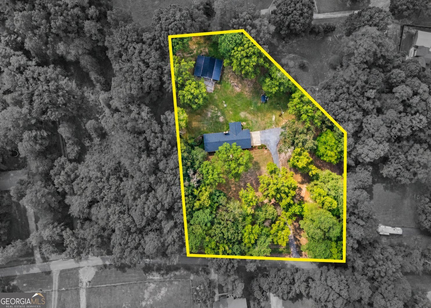 18 David Road Nw Property Photo 30