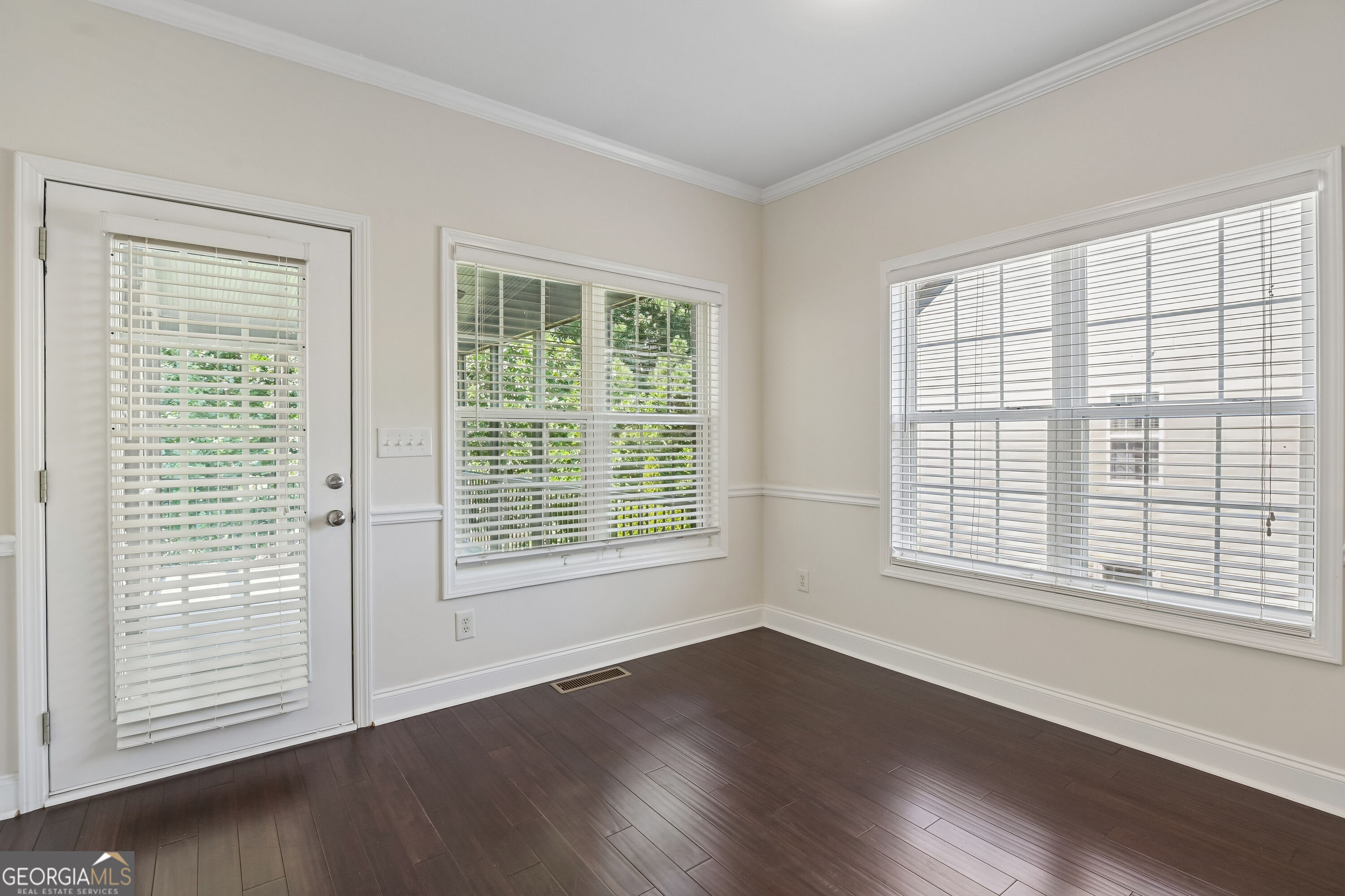 4564 Austin Hills Drive Property Photo 16