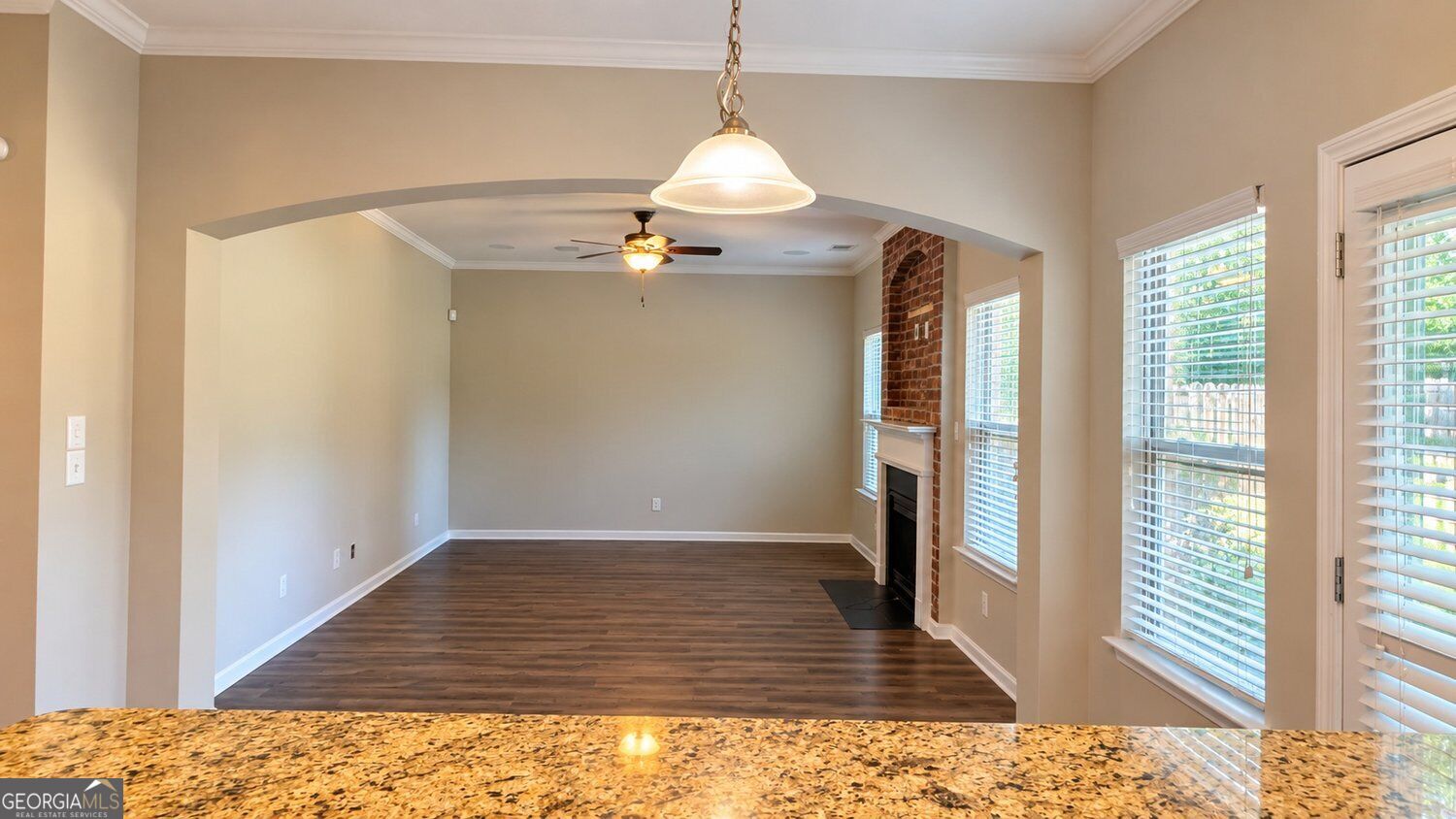 7495 Springbox Drive Property Photo 7