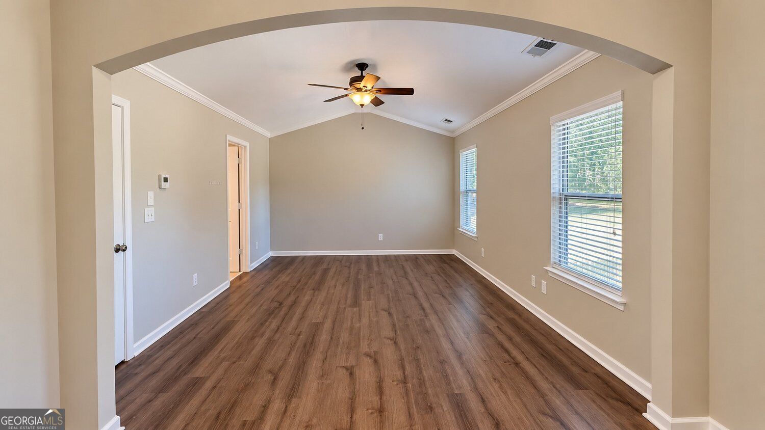 7495 Springbox Drive Property Photo 10