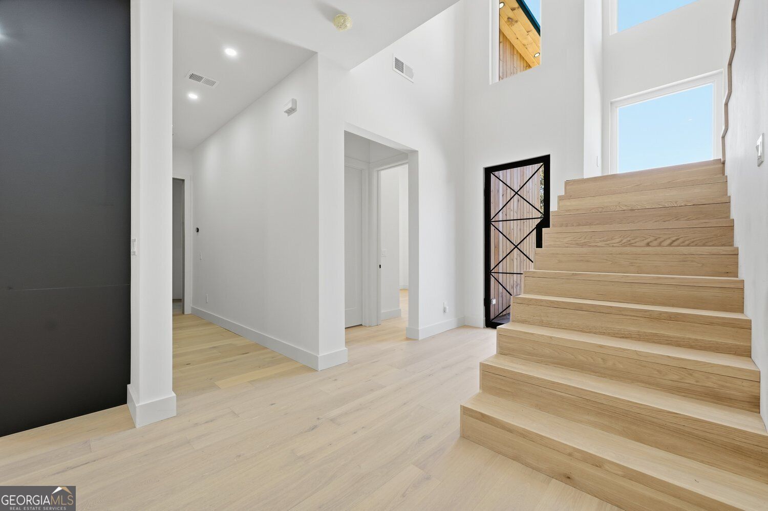 3471 Clarks Bridge Road Property Photo 2