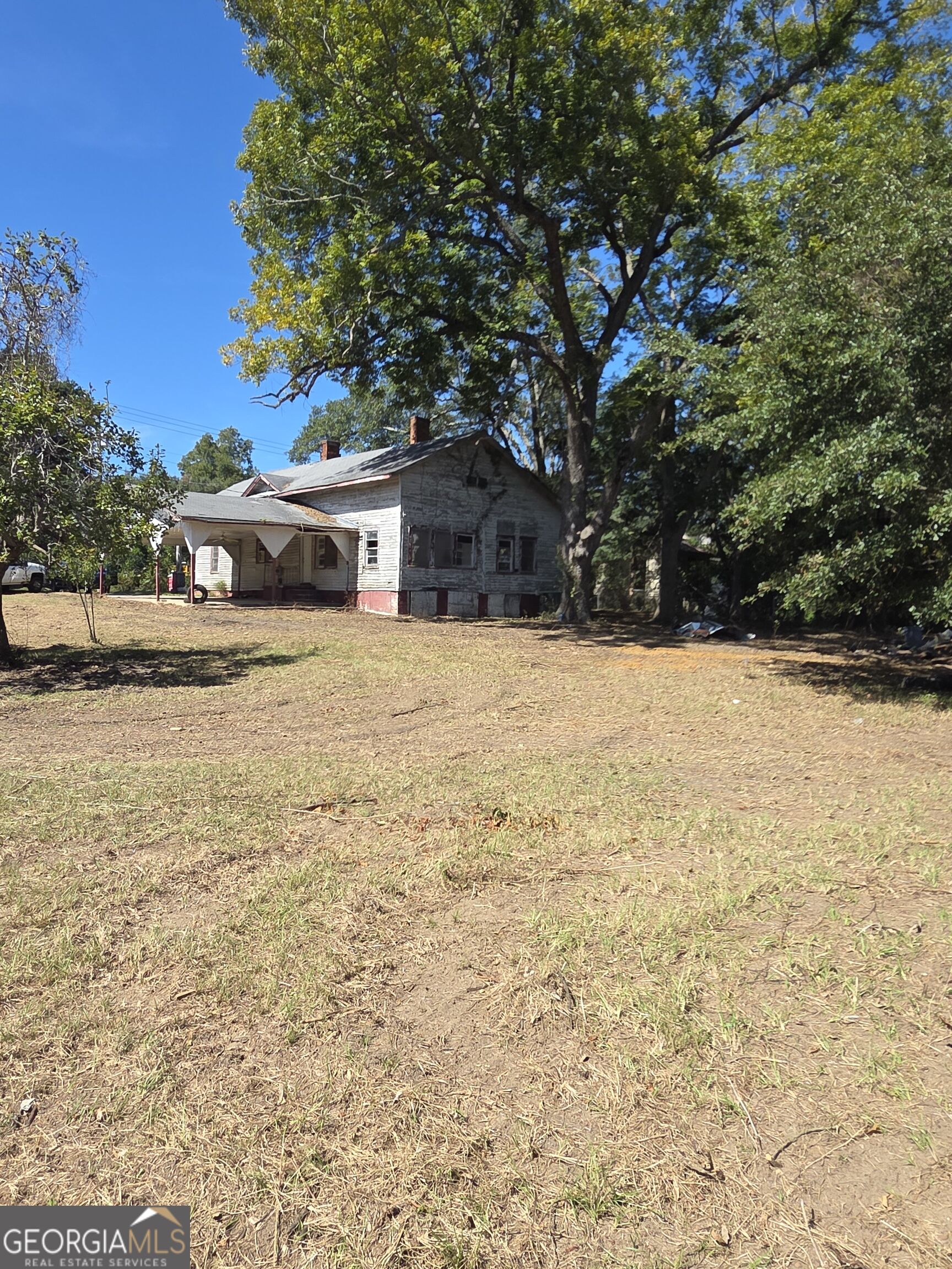 645 Main Street Property Photo 1