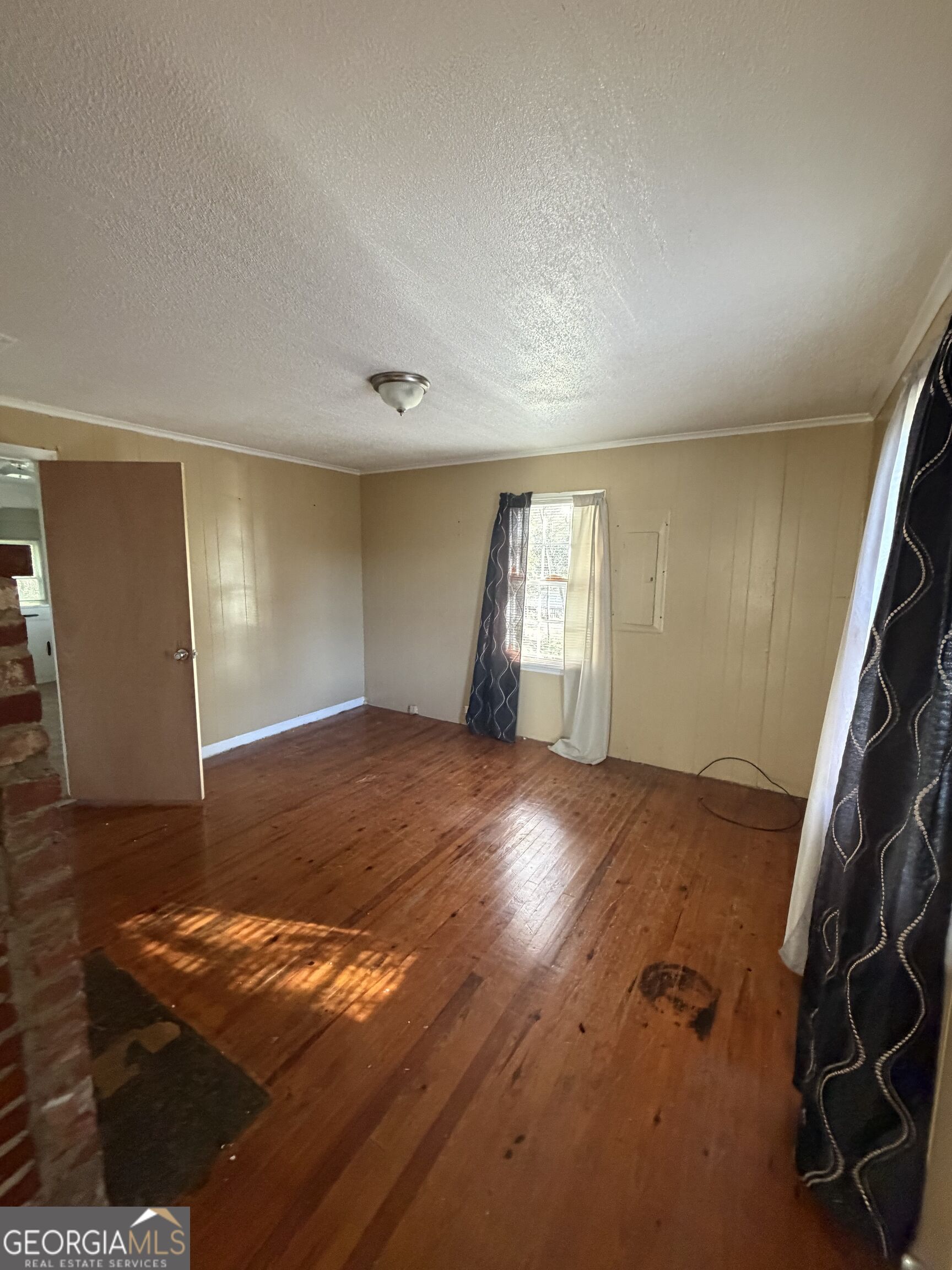 812 Wilson Street Property Photo 5