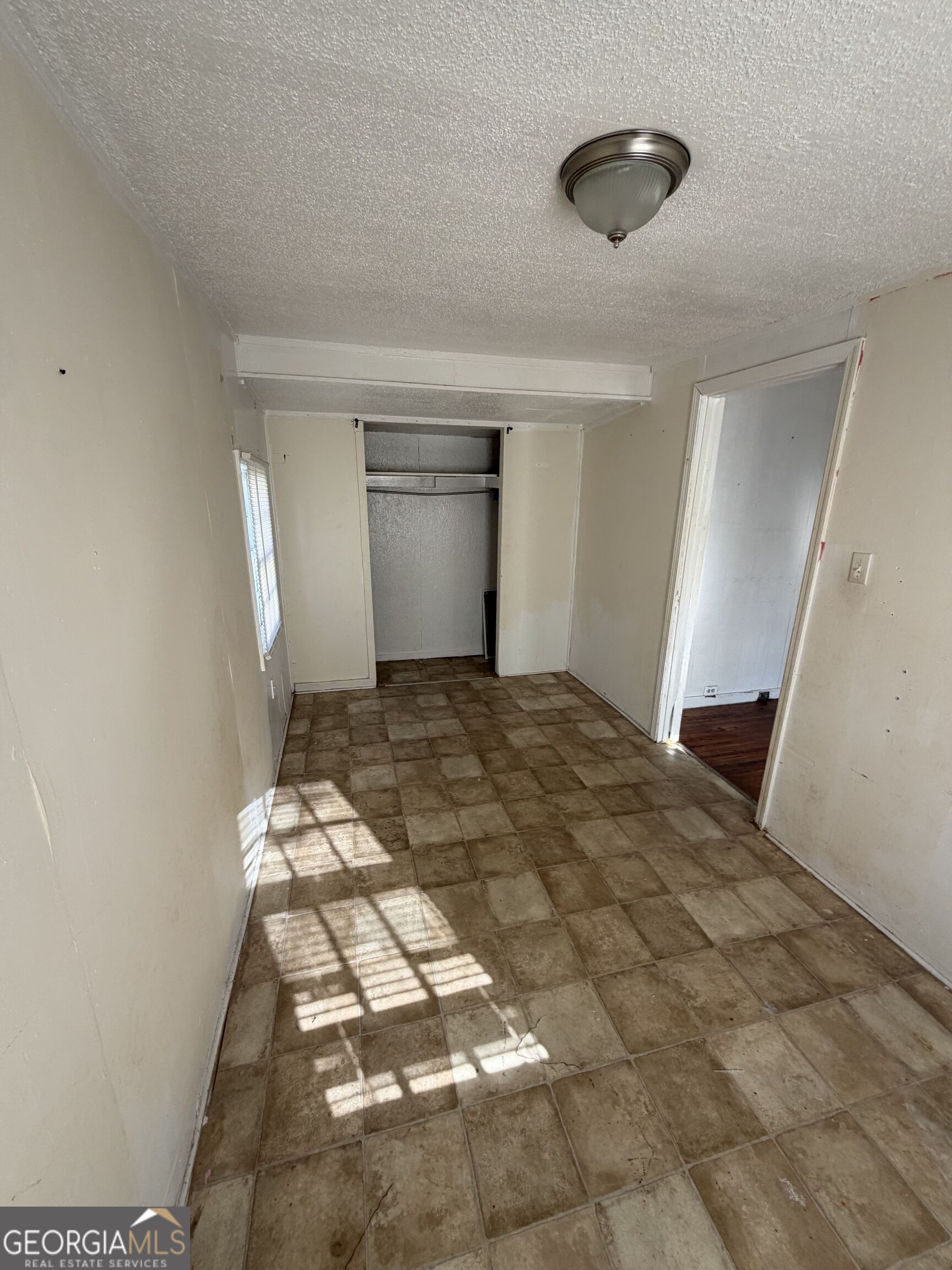 812 Wilson Street Property Photo 8