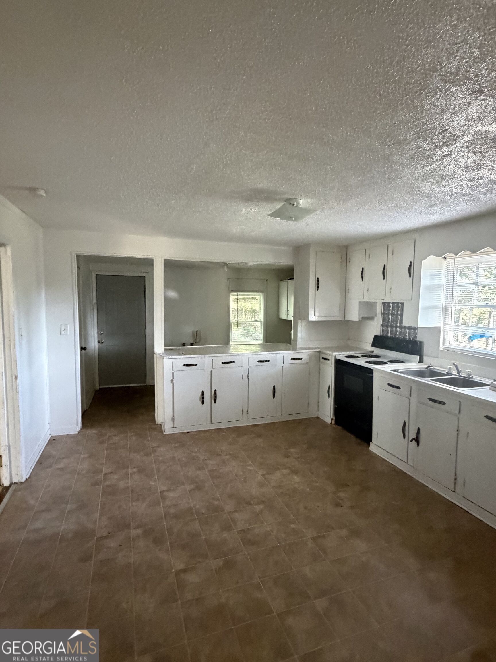 812 Wilson Street Property Photo 10