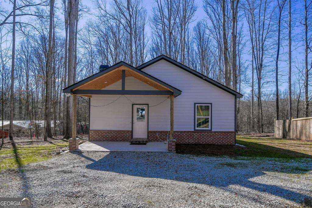 1020 Riverbend Road Property Photo 1