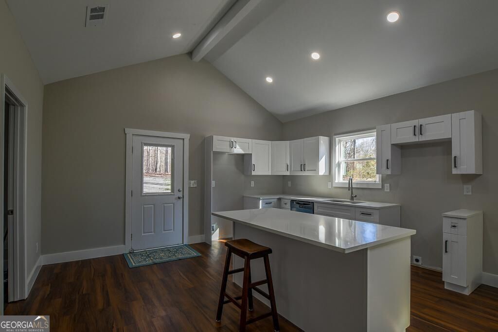 1020 Riverbend Road Property Photo 7