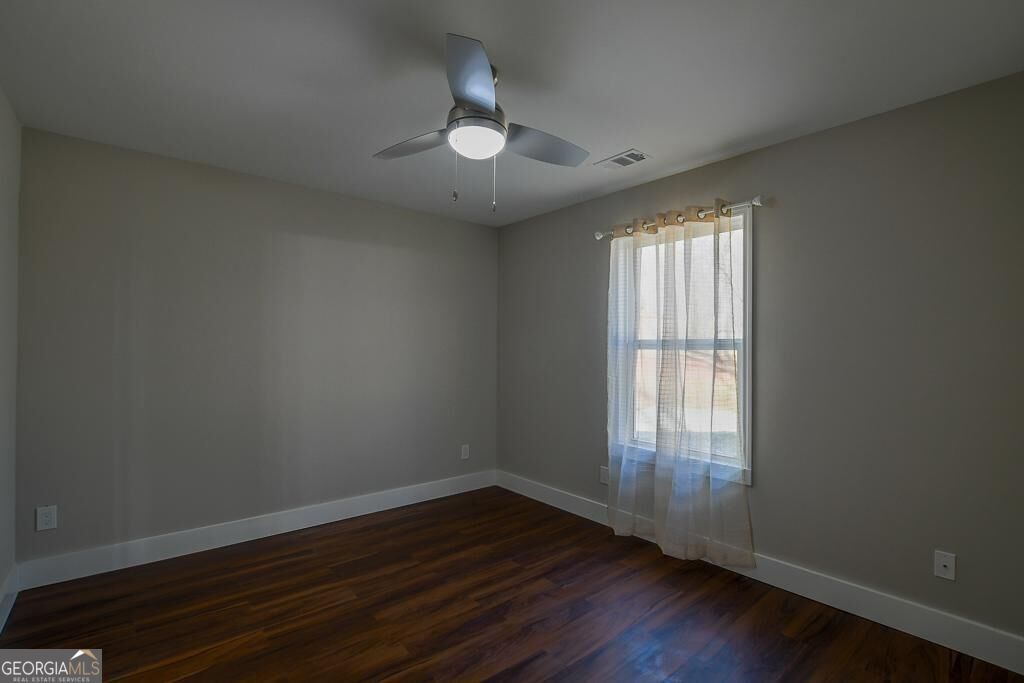 1020 Riverbend Road Property Photo 15