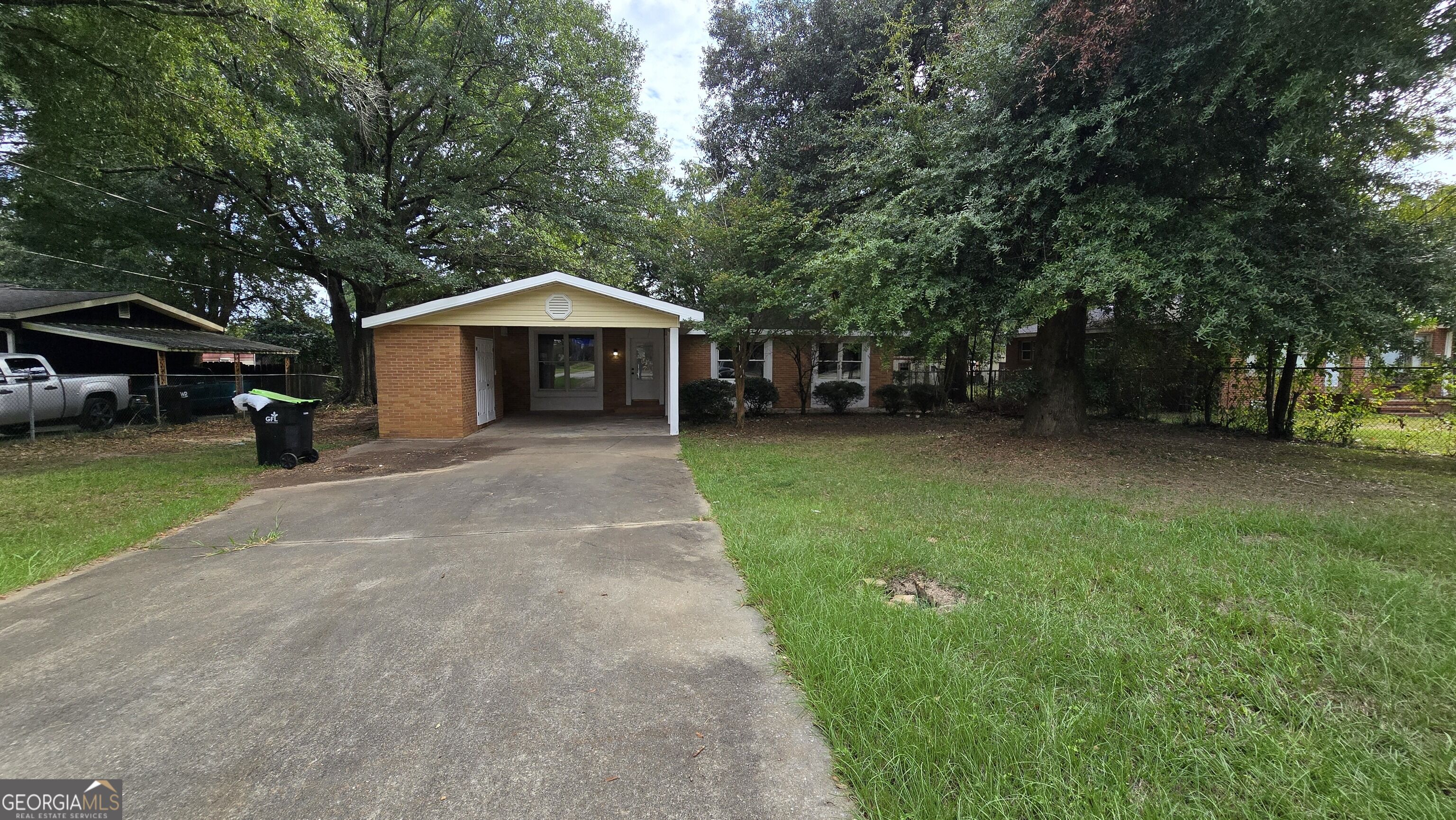 109 Meadowcliff Circle Property Photo 3
