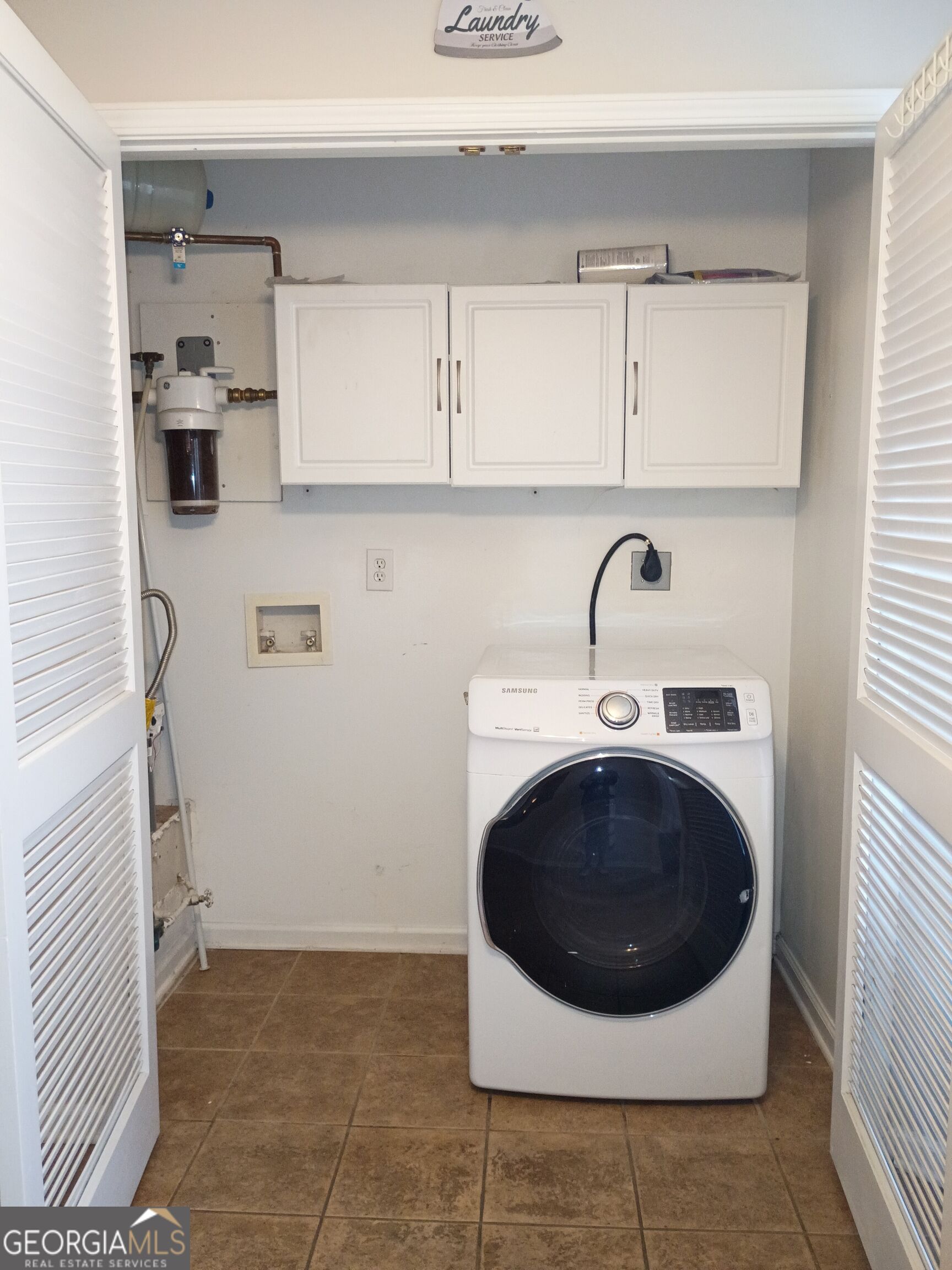 295 Vaness Drive Property Photo 8