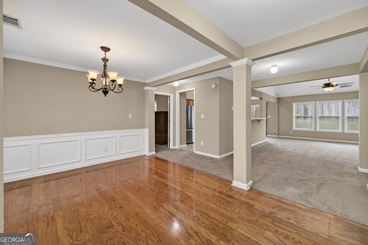 2463 Walnut Tree Lane Property Photo 5