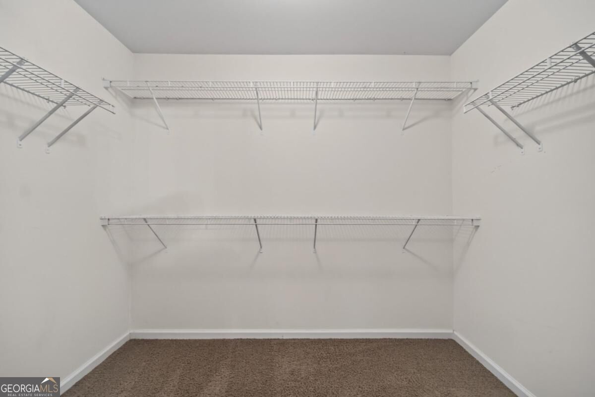 2463 Walnut Tree Lane Property Photo 26