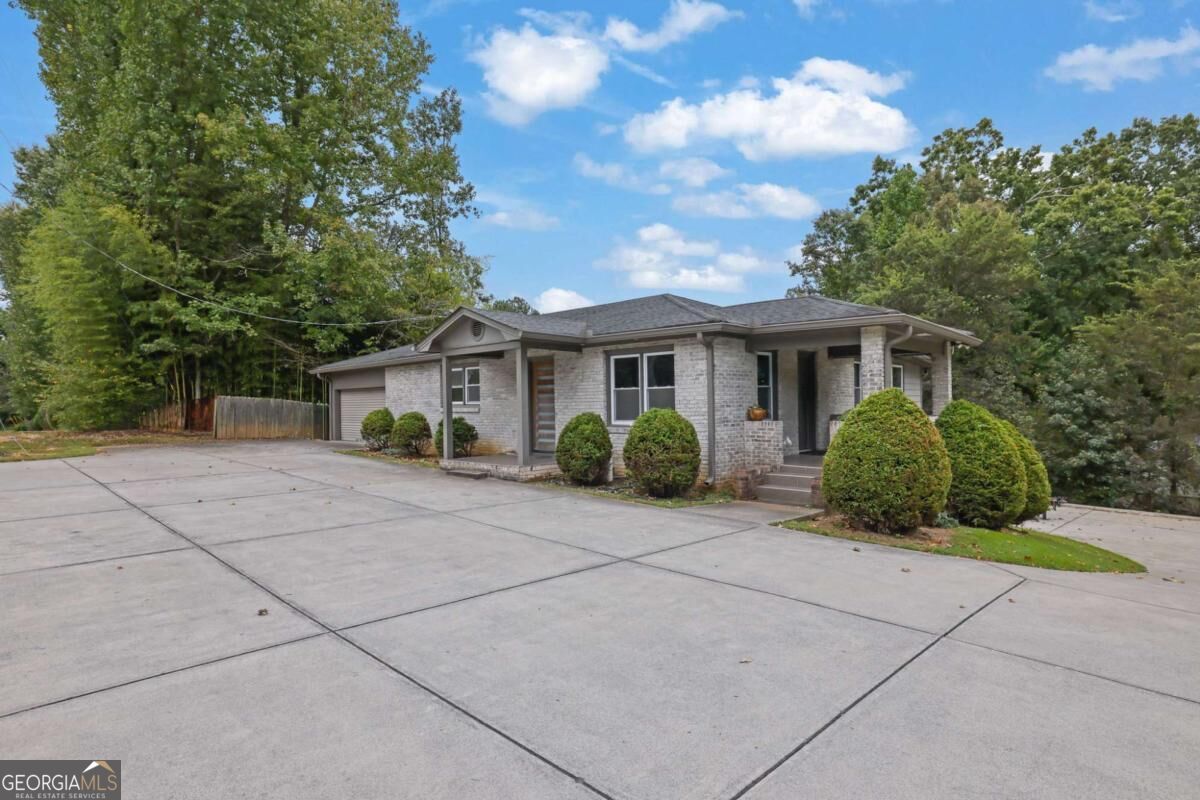 5638 Lake Acworth Drive Nw Property Photo 8