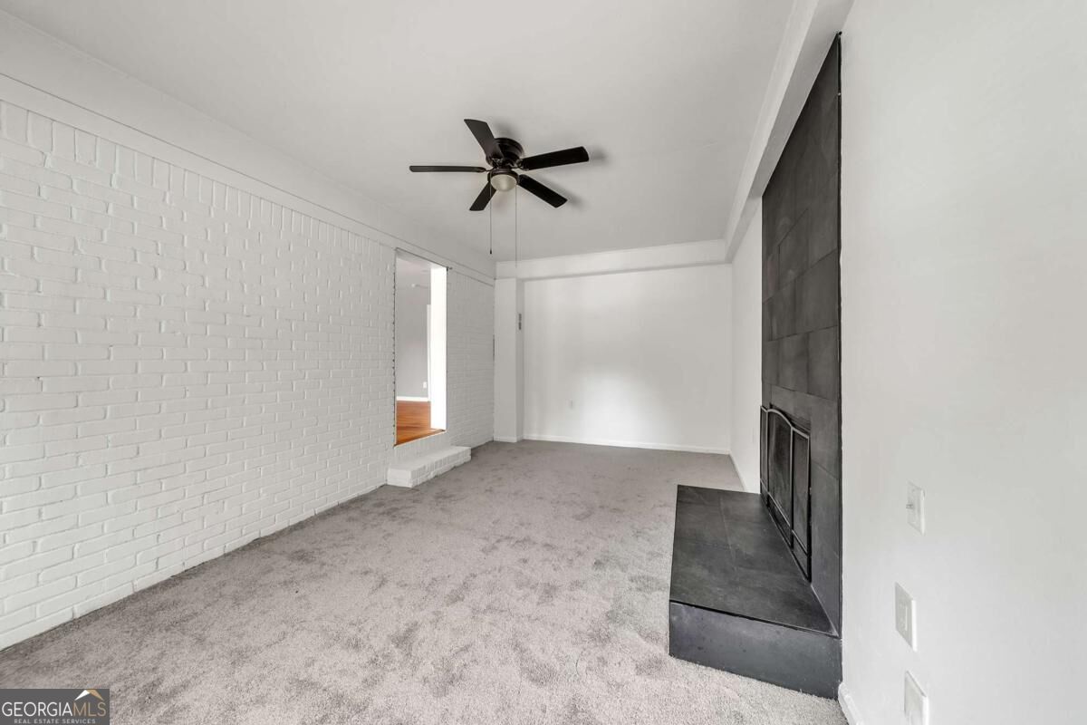 6345 Connell Road Property Photo 5