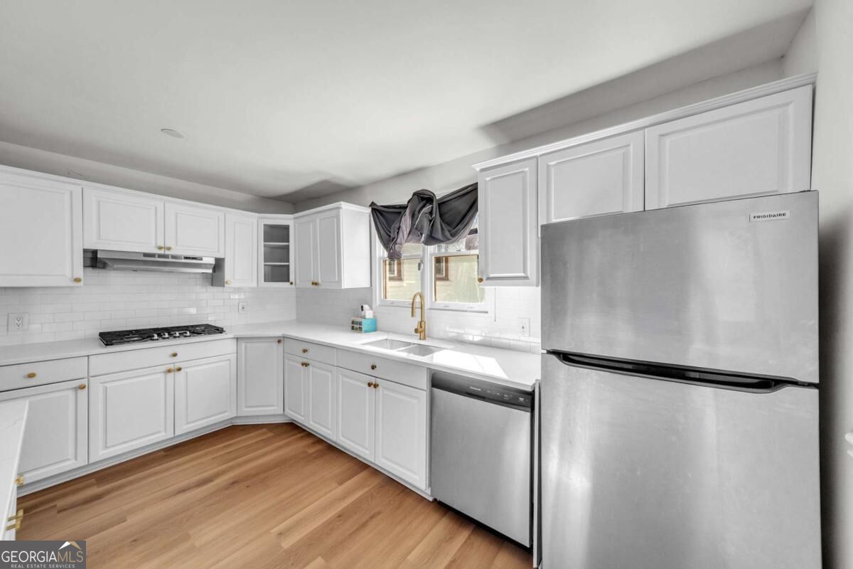 6345 Connell Road Property Photo 14