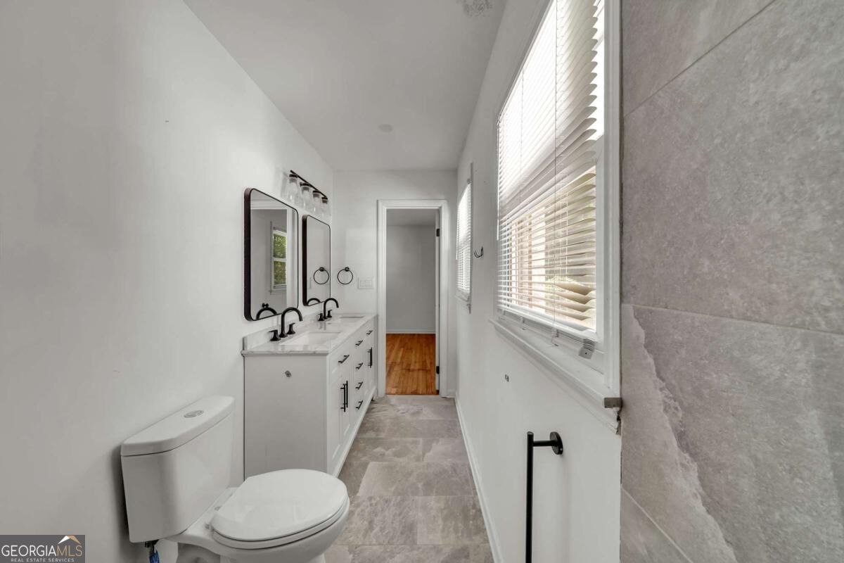 6345 Connell Road Property Photo 17