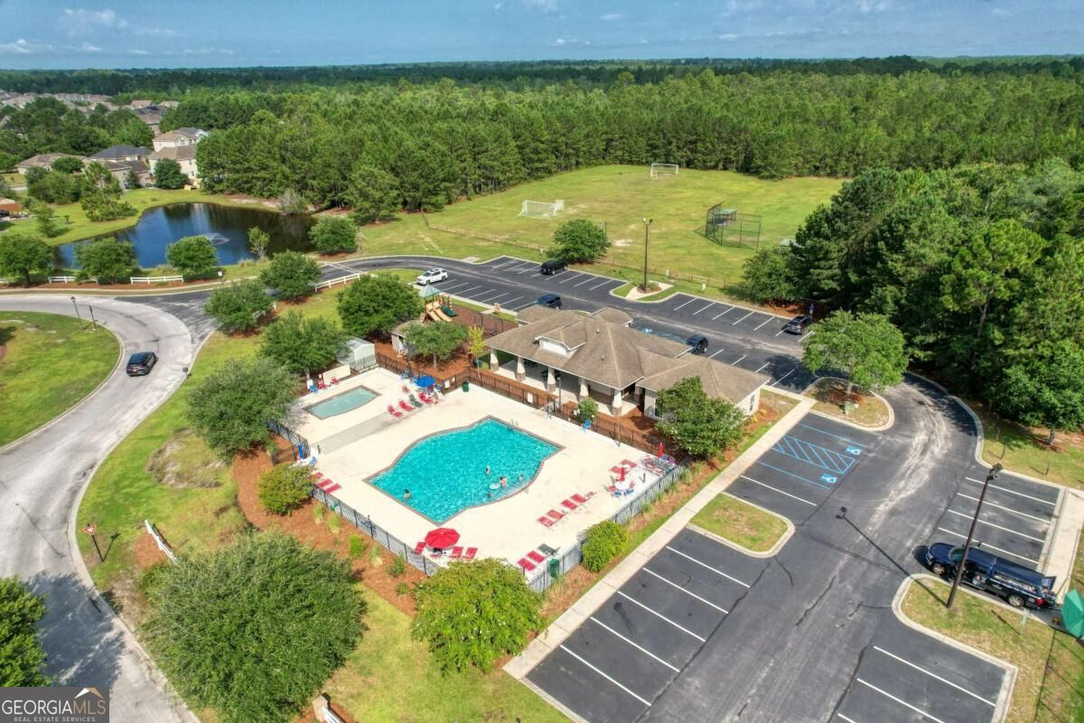 108 Clover Pointe Circle Property Photo 9