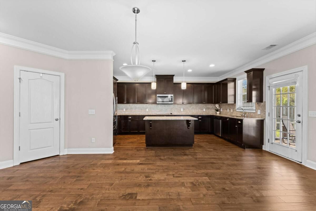 108 Clover Pointe Circle Property Photo 21