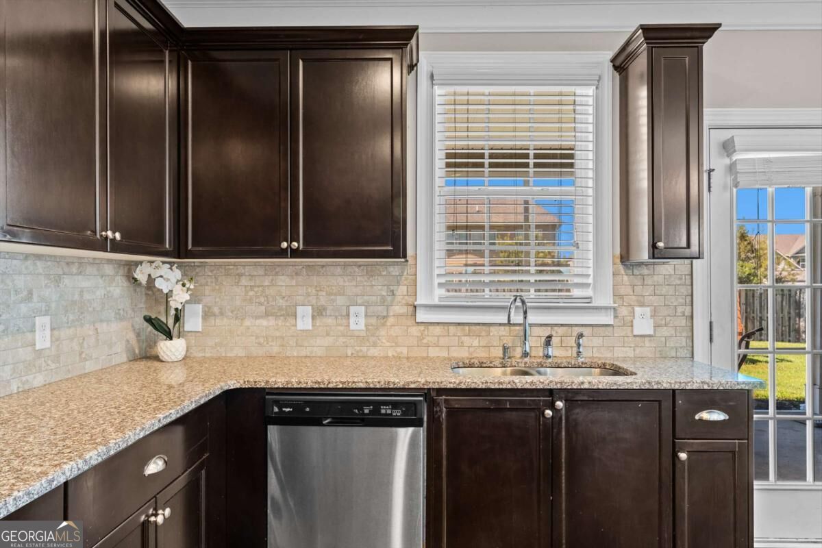 108 Clover Pointe Circle Property Photo 26
