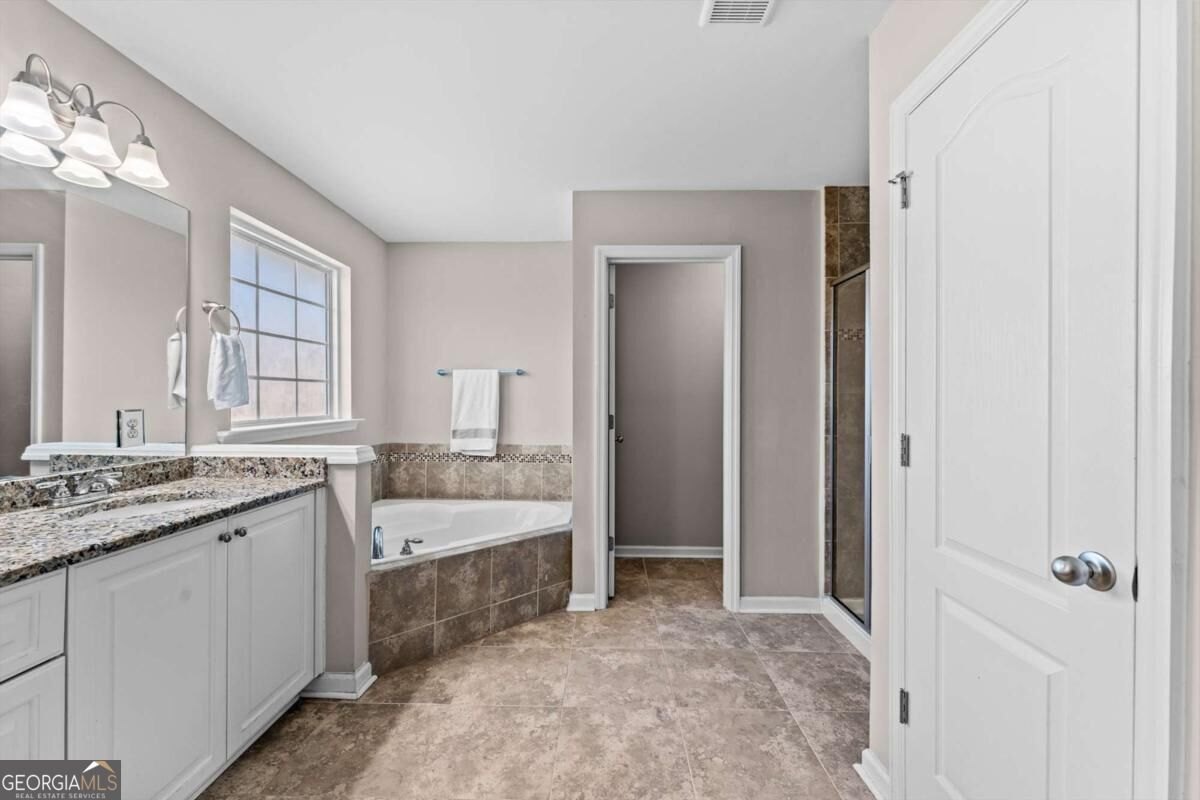 108 Clover Pointe Circle Property Photo 36