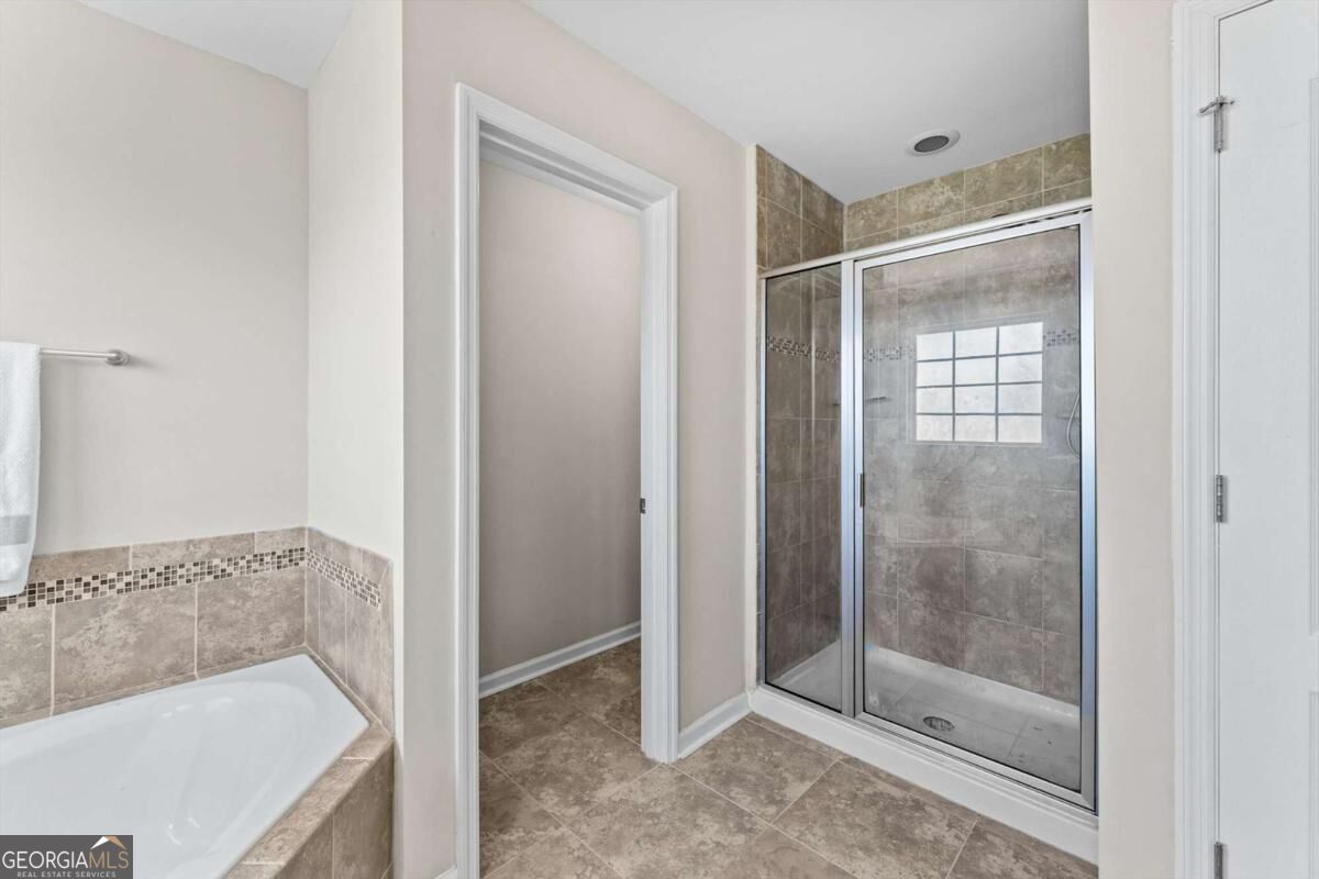 108 Clover Pointe Circle Property Photo 37