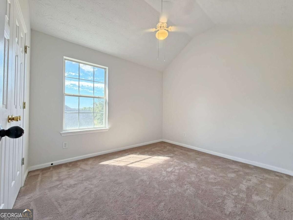 119 Barrington Parkway Property Photo 27