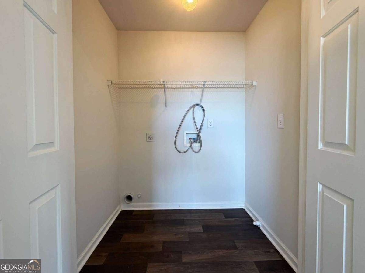 119 Barrington Parkway Property Photo 32
