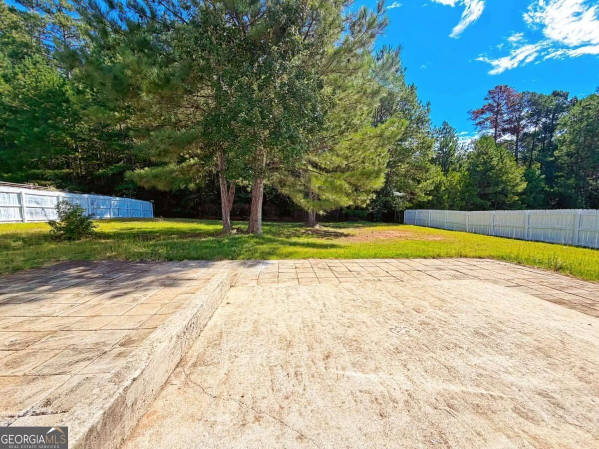 119 Barrington Parkway Property Photo 33
