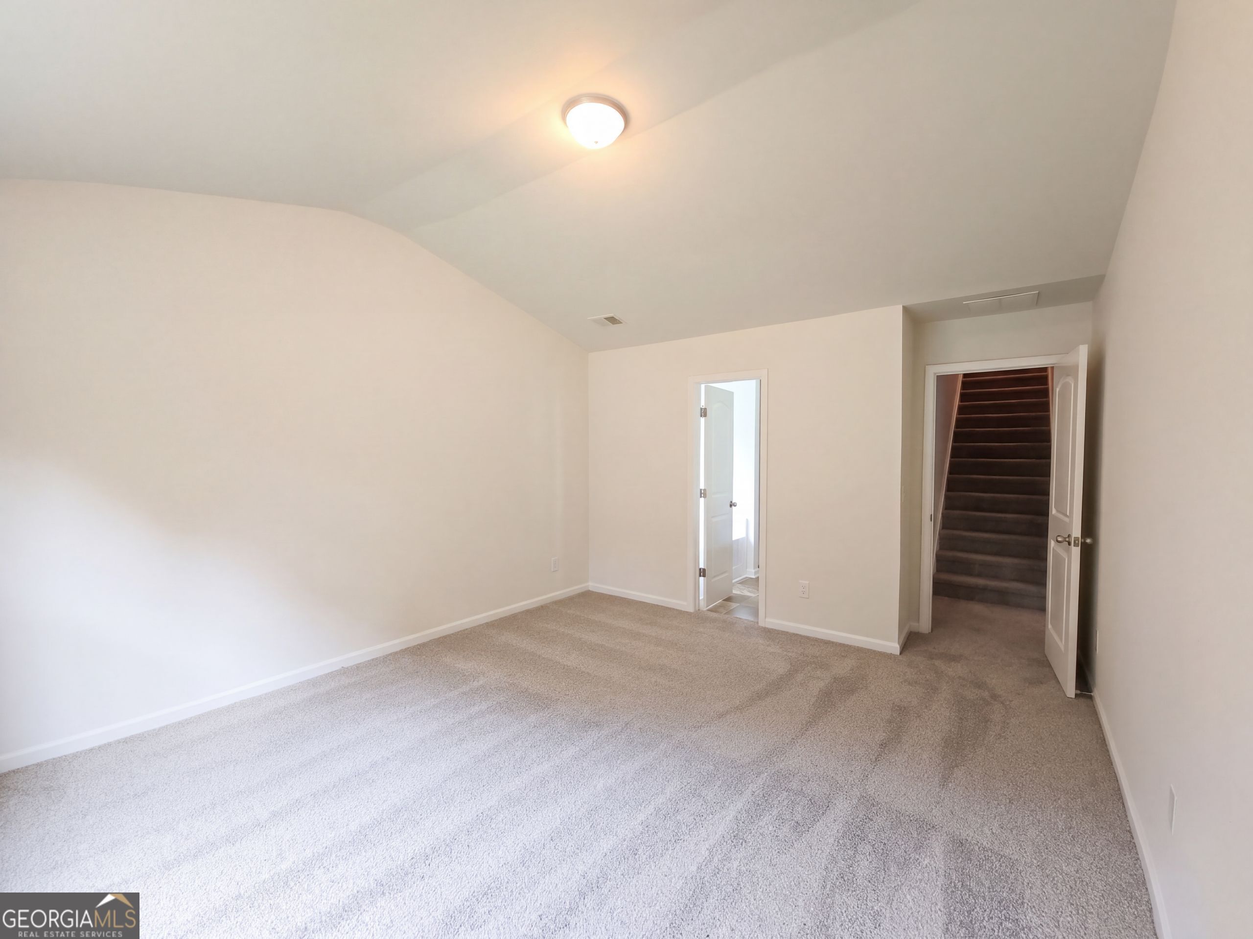 1007 Haley Street Property Photo 4