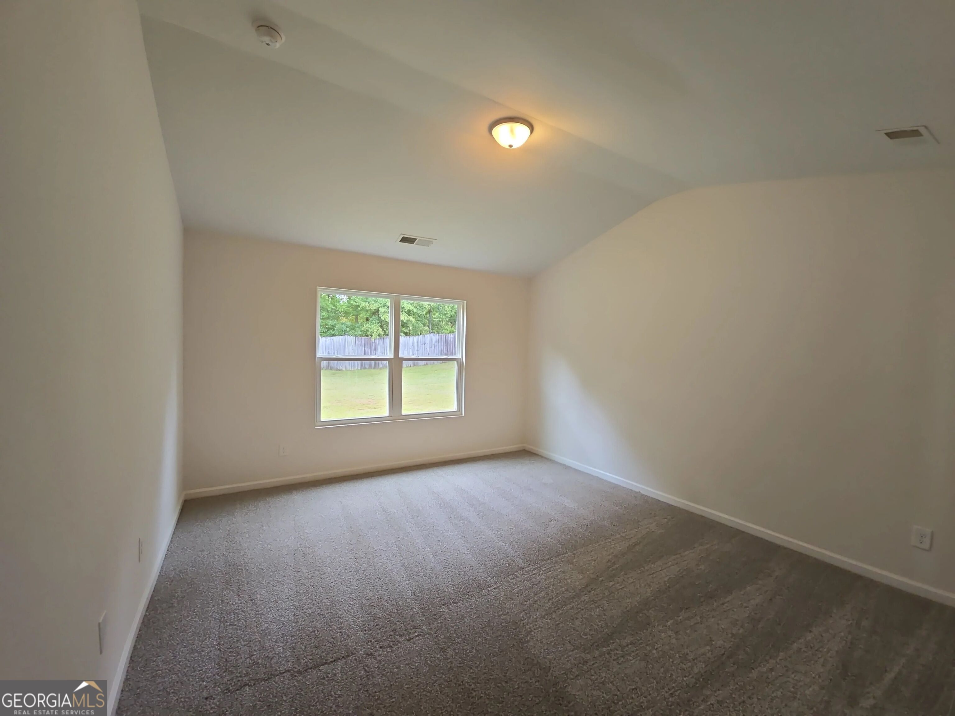 1007 Haley Street Property Photo 8