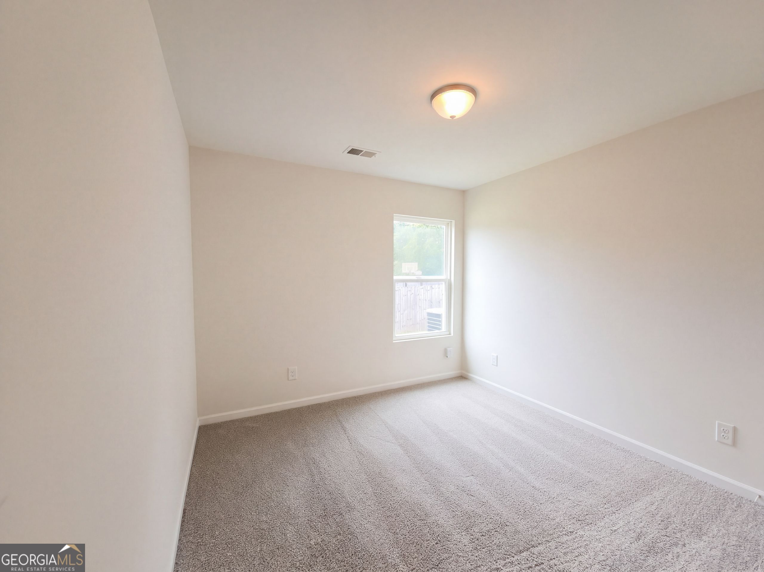 1007 Haley Street Property Photo 9