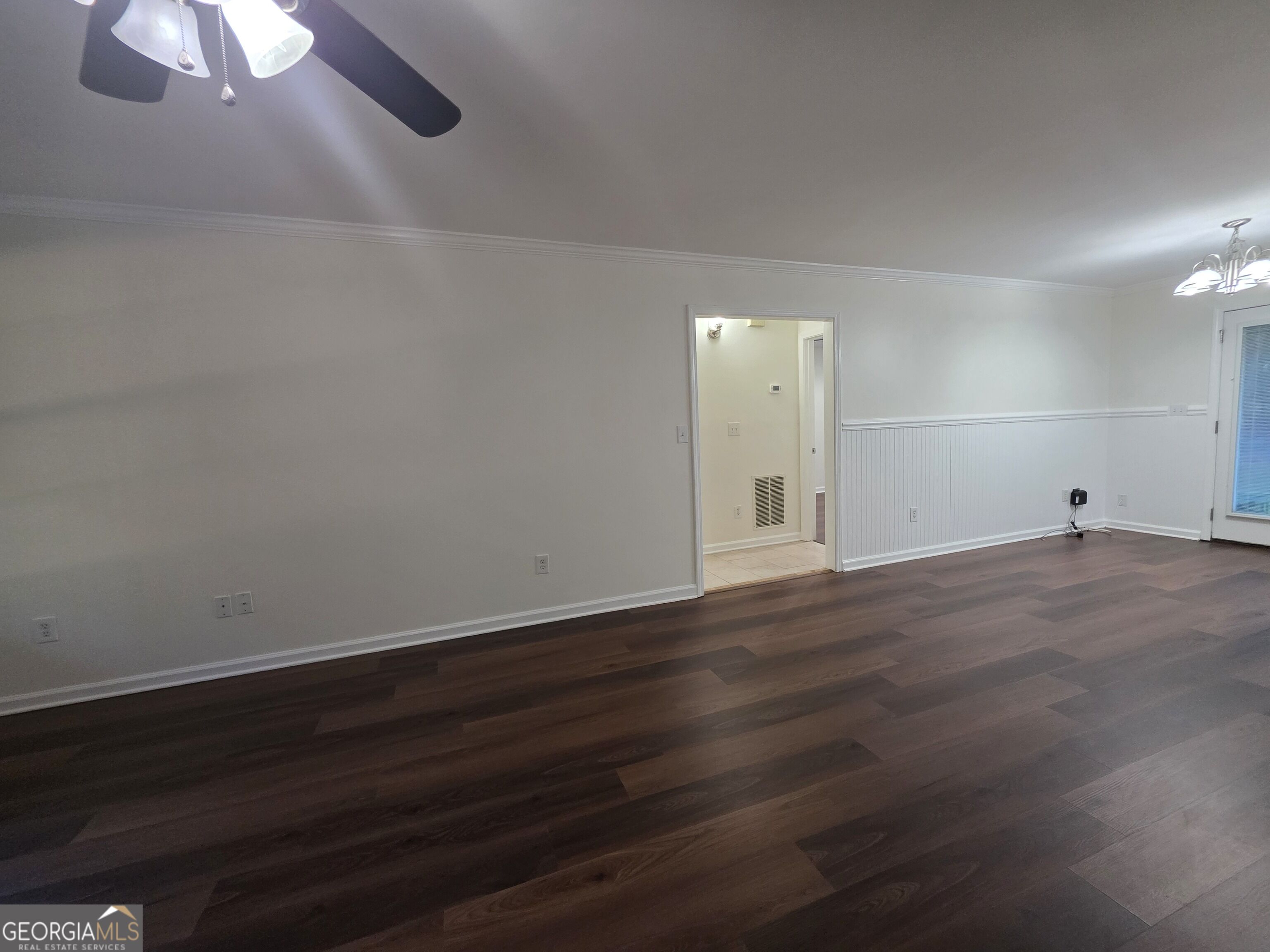 852 Hines Road Property Photo 16
