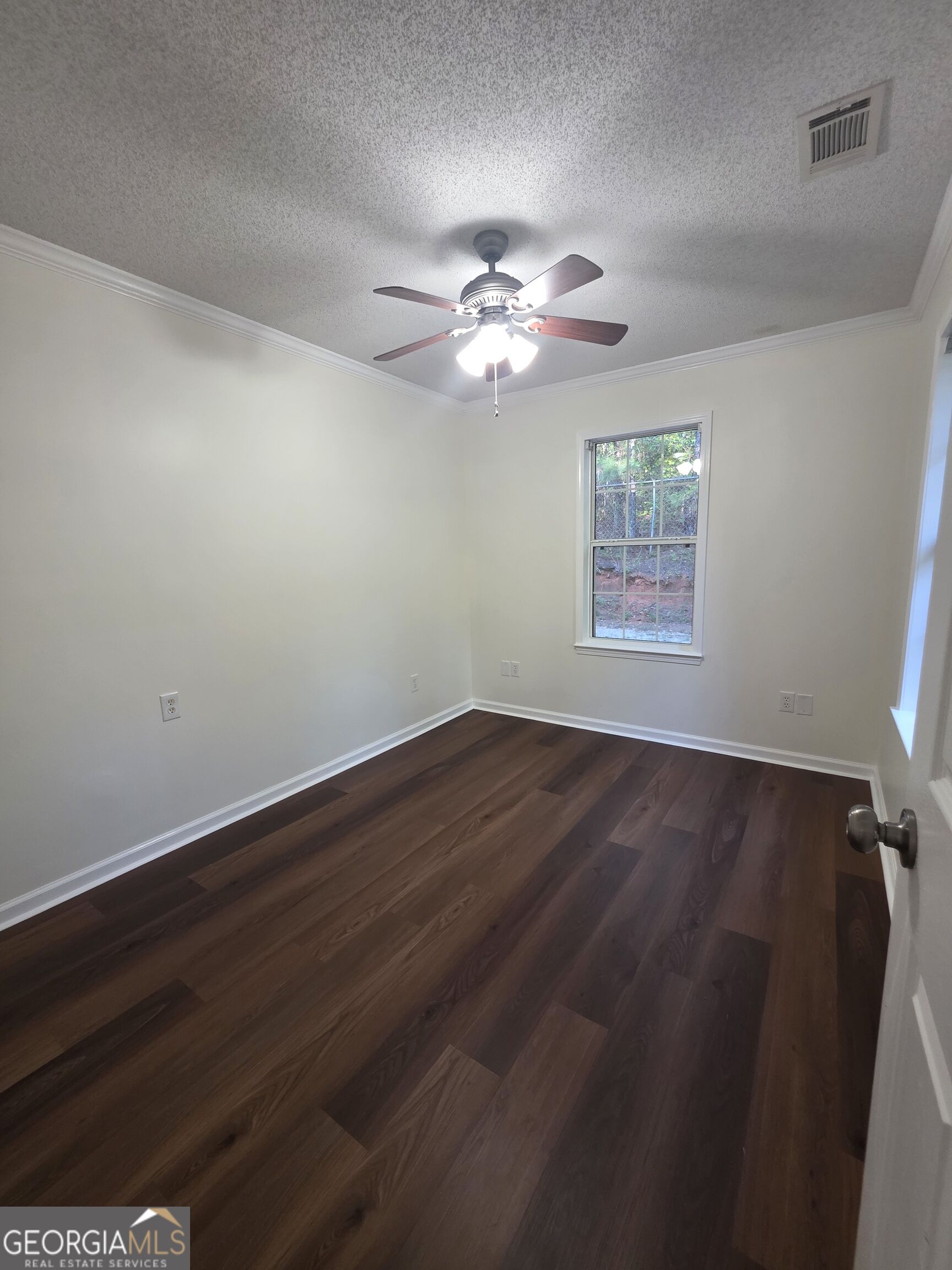 852 Hines Road Property Photo 18