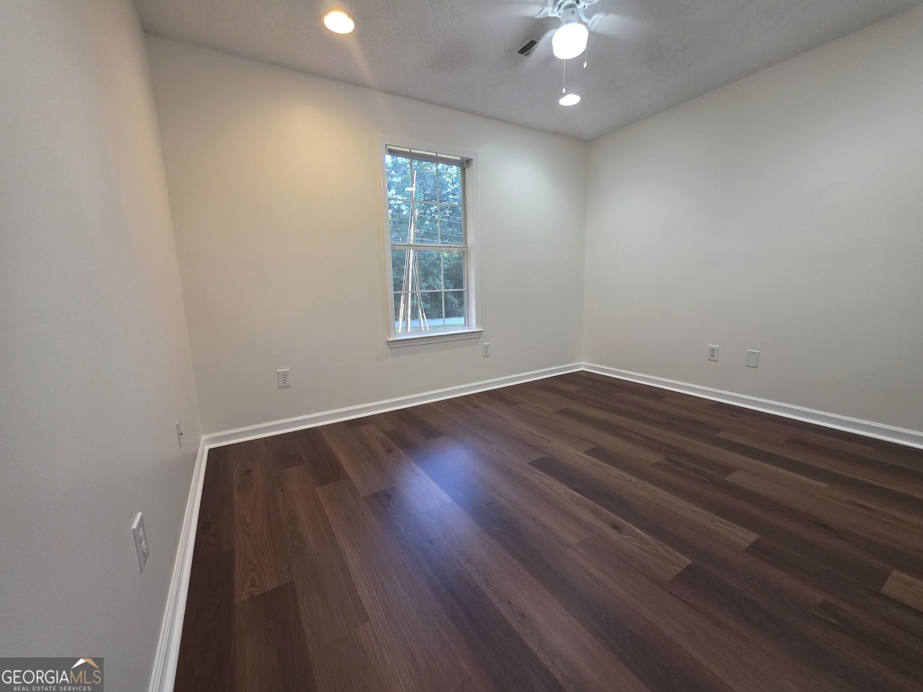 852 Hines Road Property Photo 25