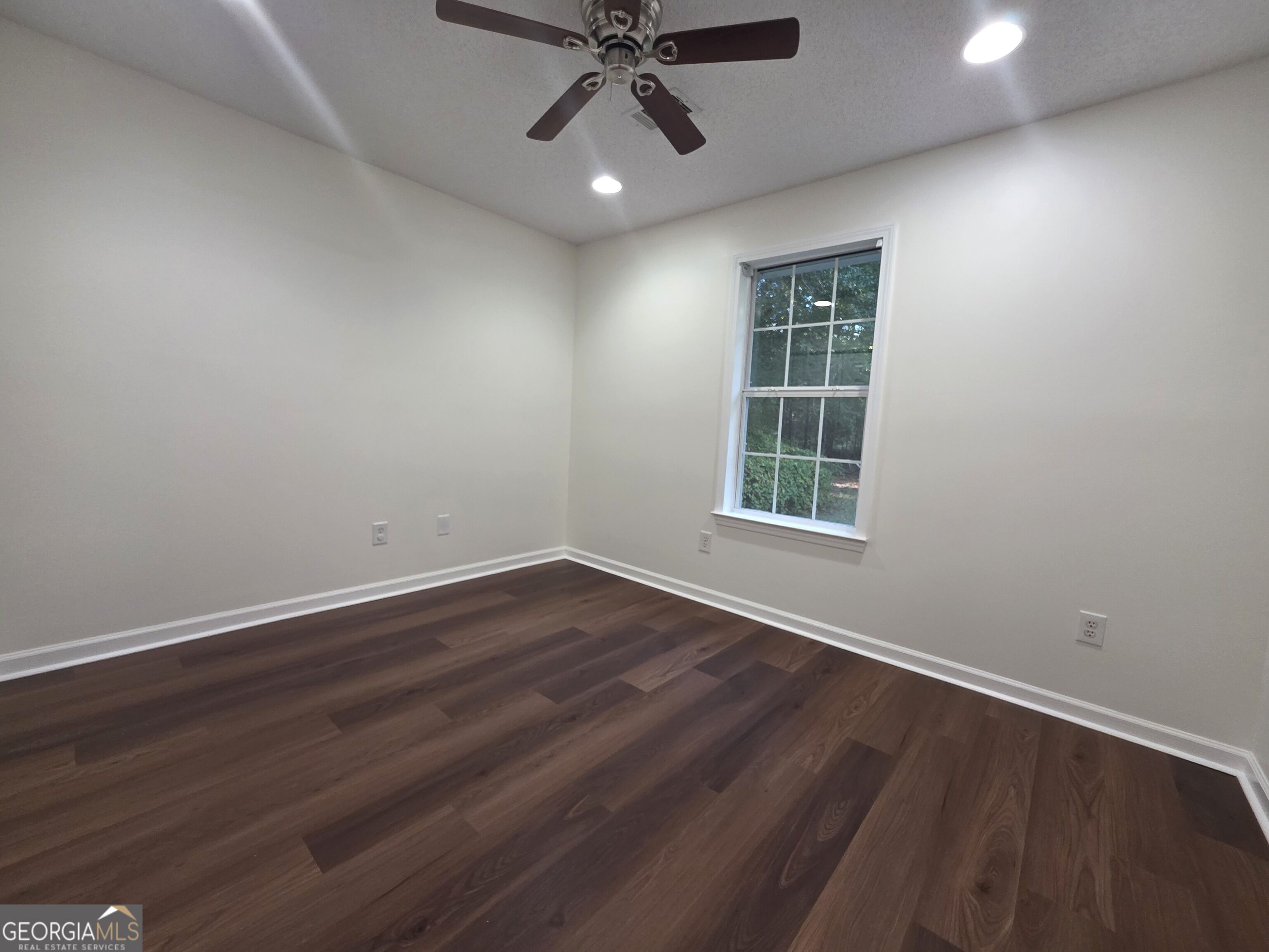 852 Hines Road Property Photo 27
