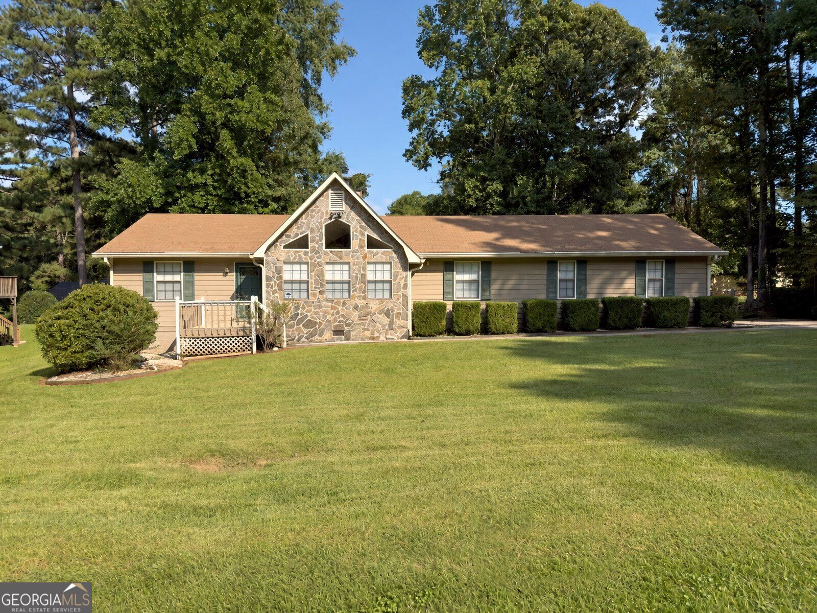 518 Club Valley Drive Property Photo 1