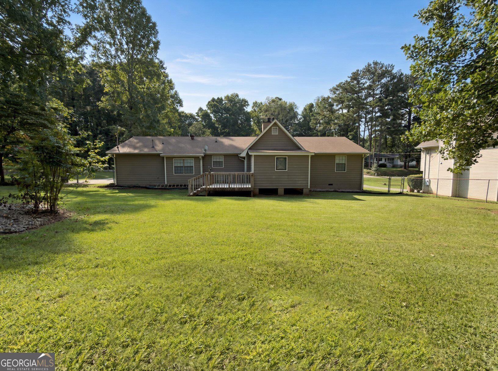 518 Club Valley Drive Property Photo 3