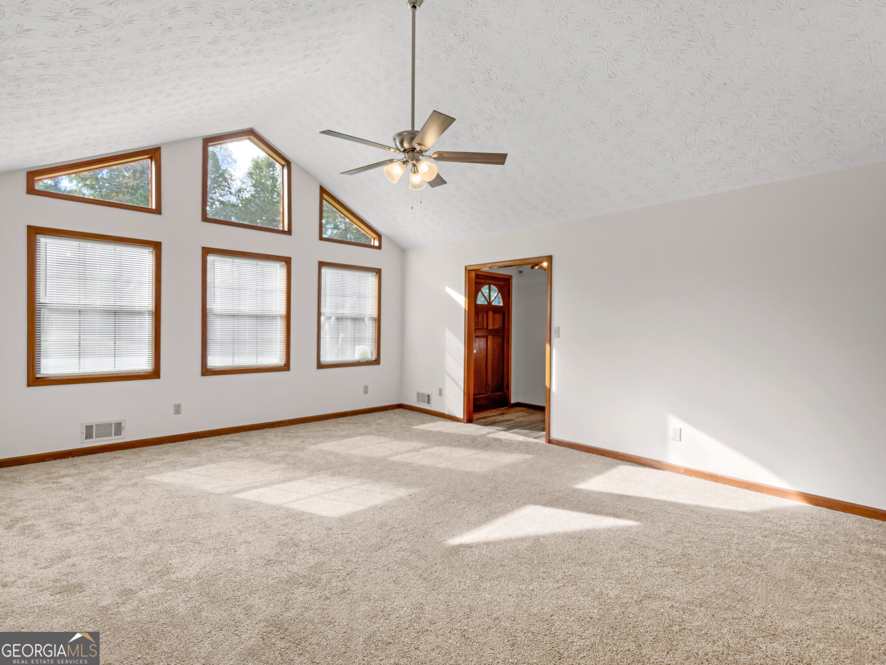 518 Club Valley Drive Property Photo 8