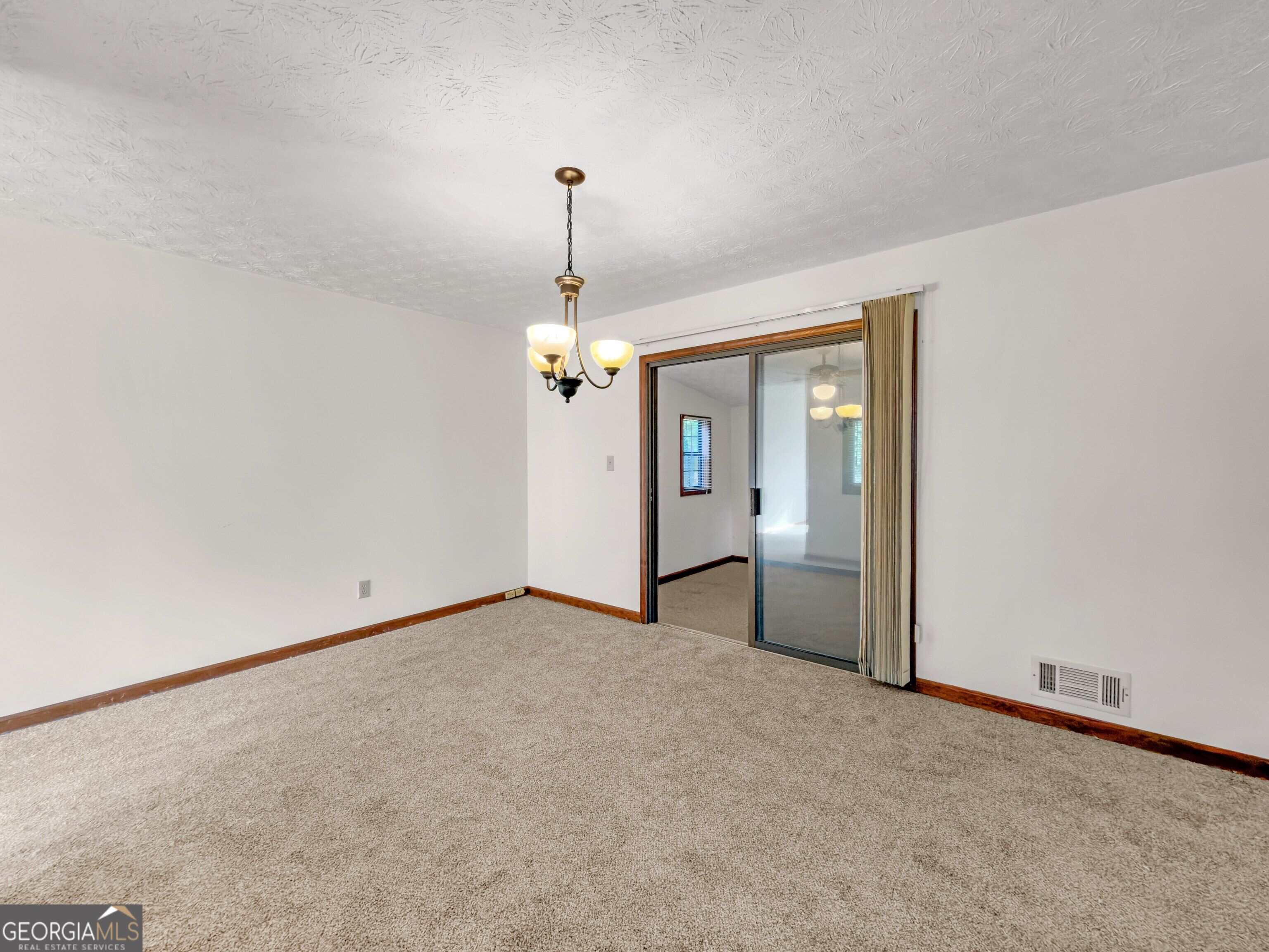 518 Club Valley Drive Property Photo 16