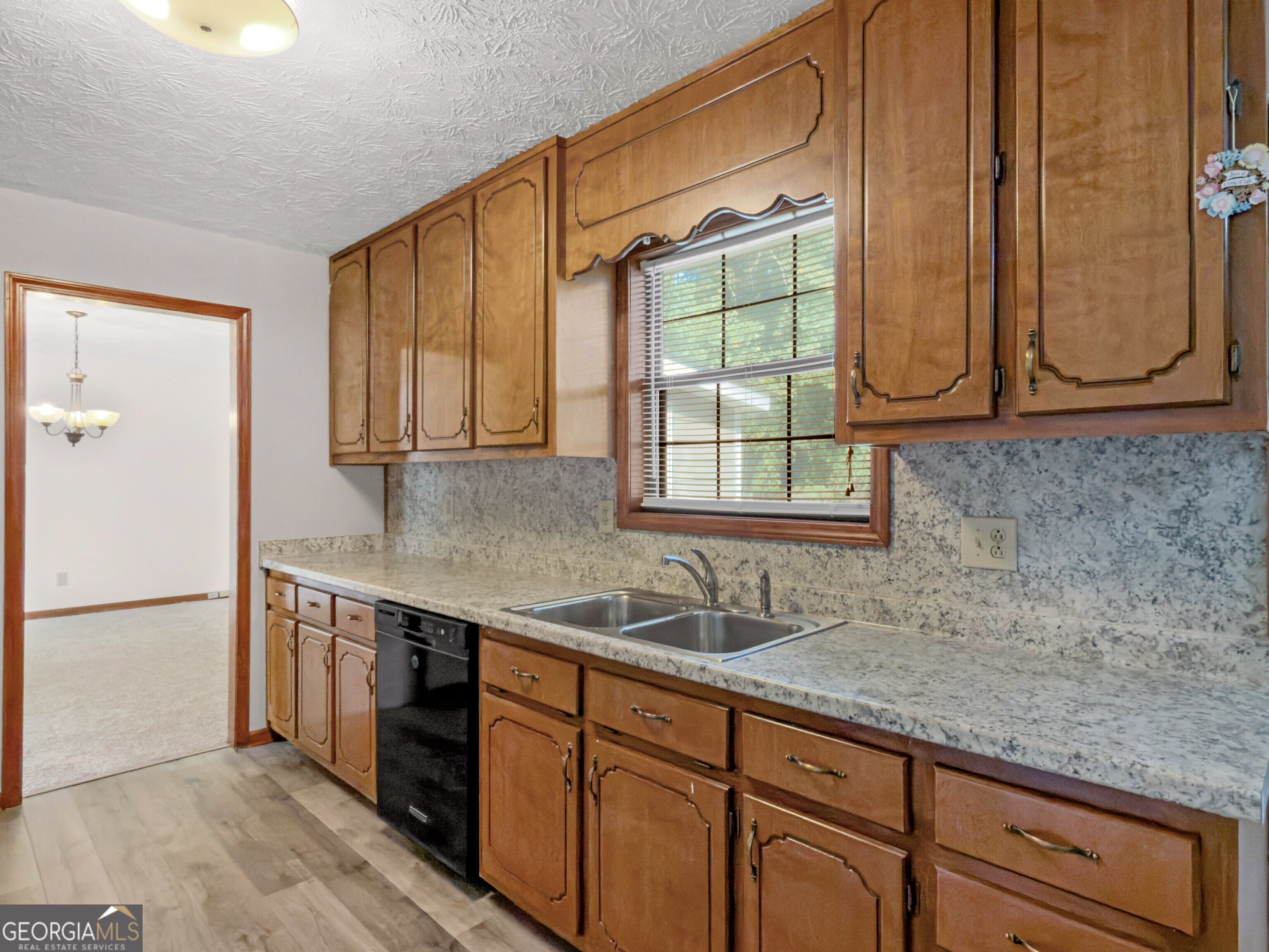 518 Club Valley Drive Property Photo 18