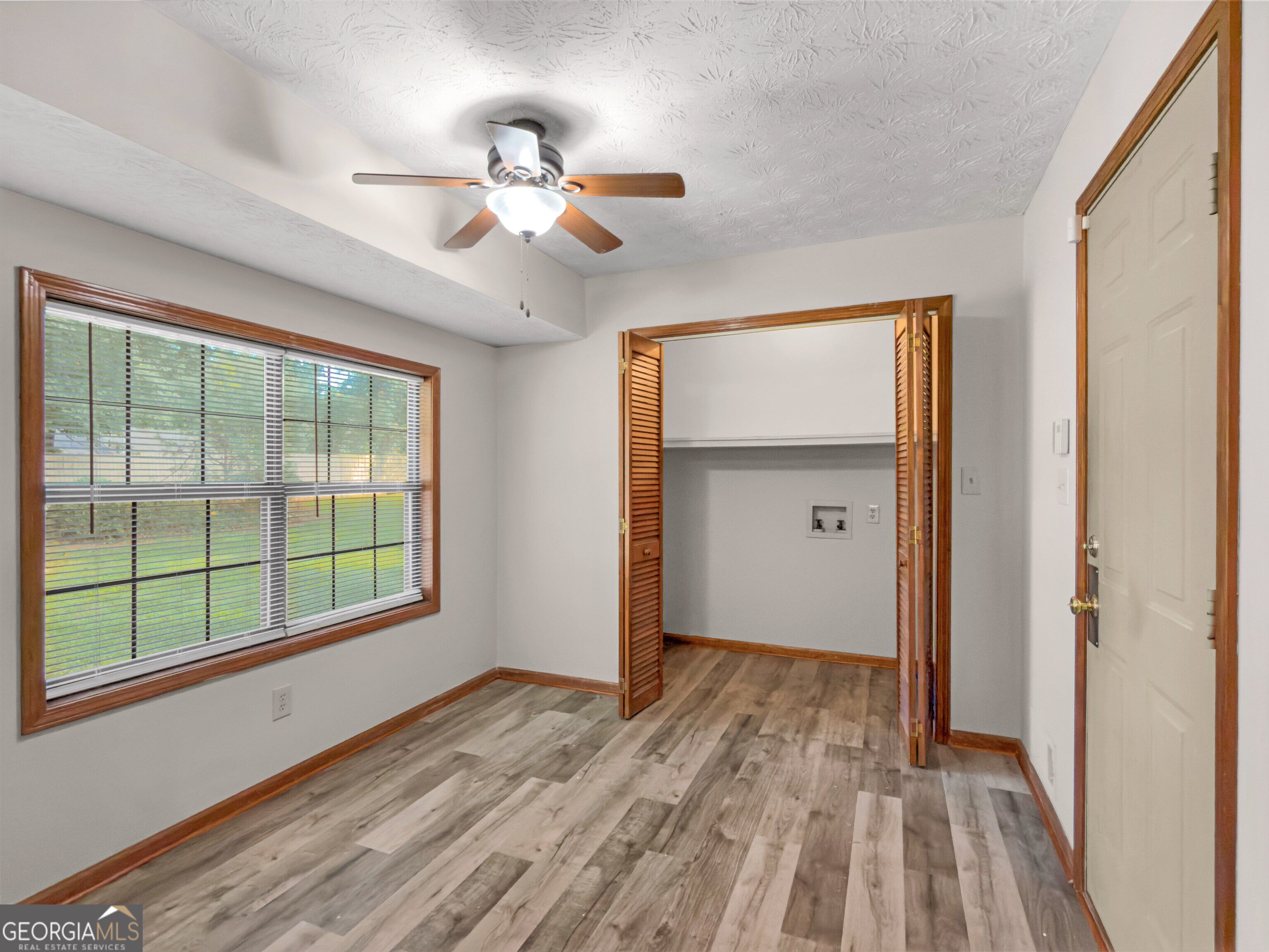 518 Club Valley Drive Property Photo 20
